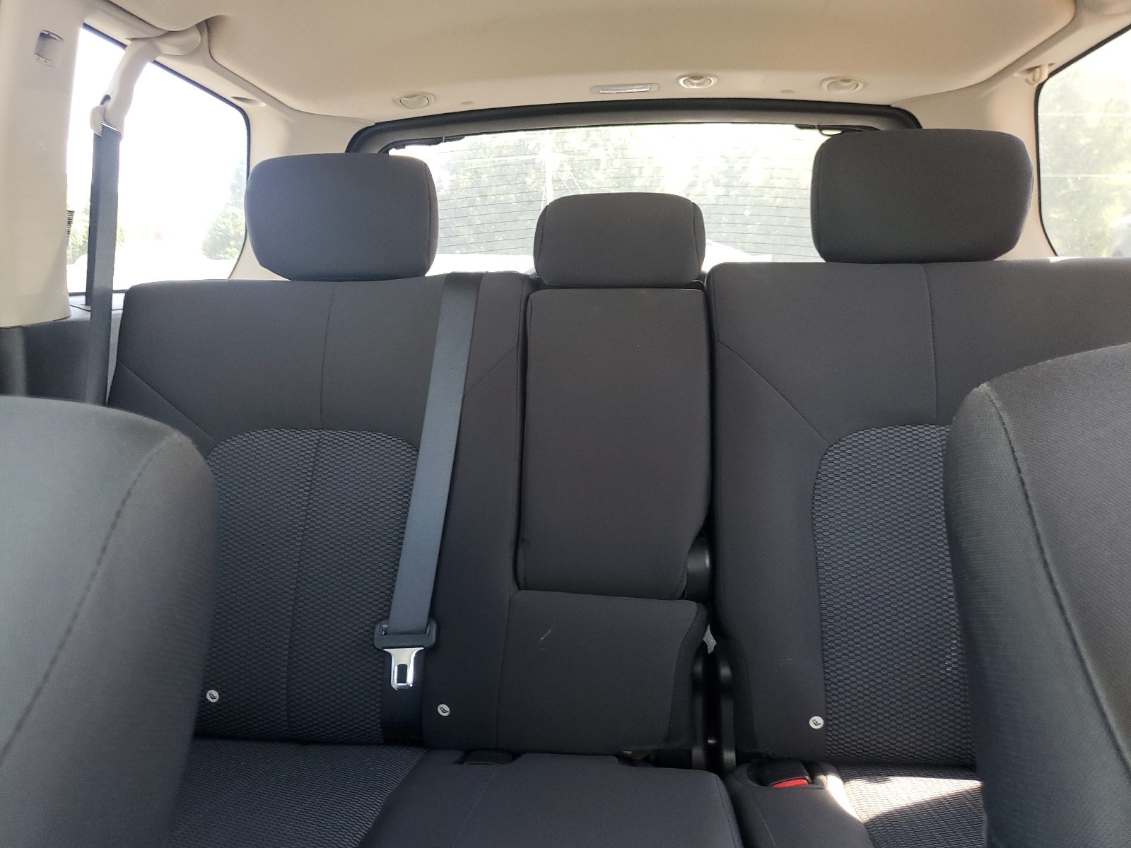 4A4JM2AS9AE015579 2010 Mitsubishi Endeavor Ls