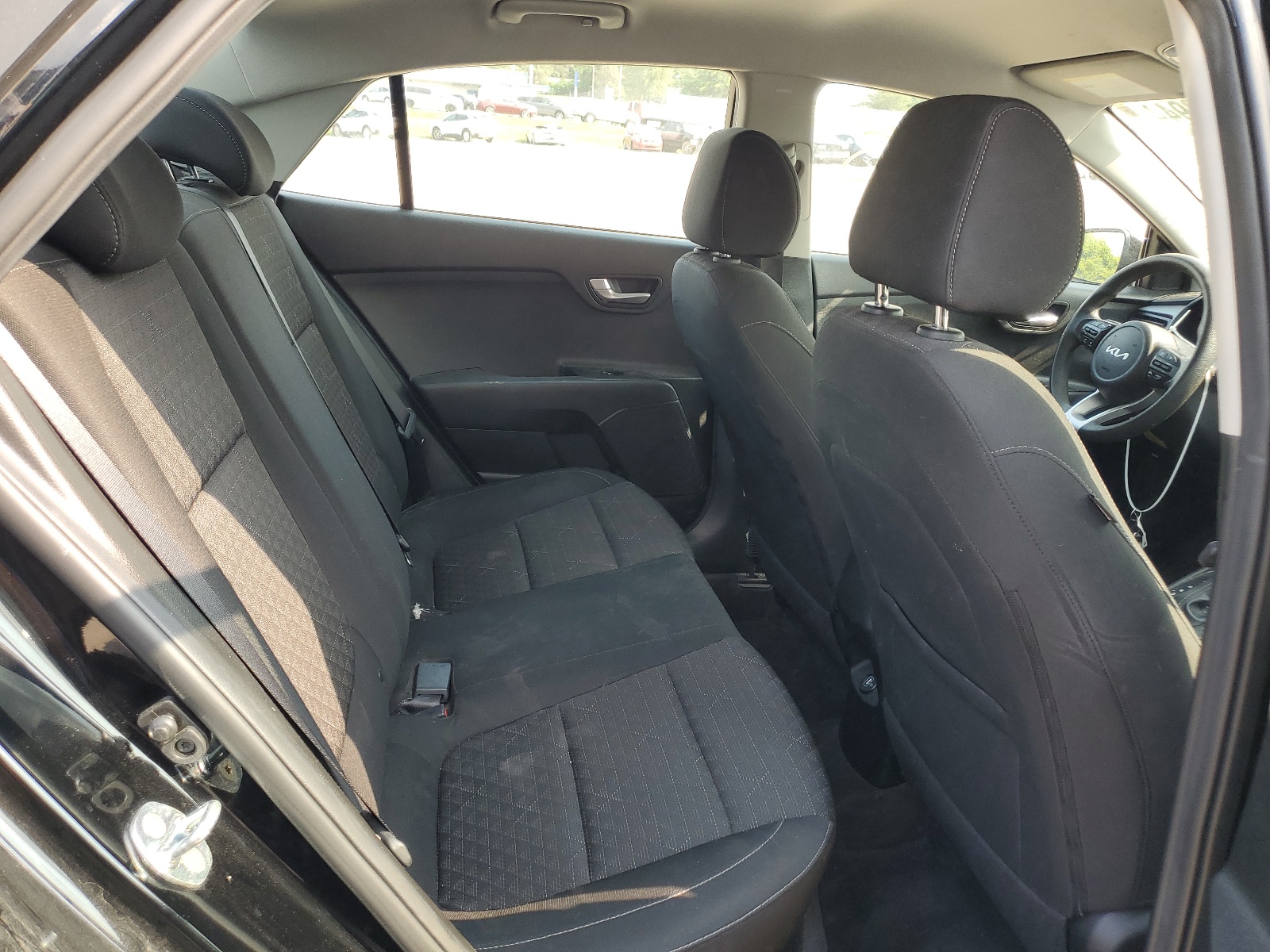 3KPA24AD8PE513618 2018 Kia Rio Lx