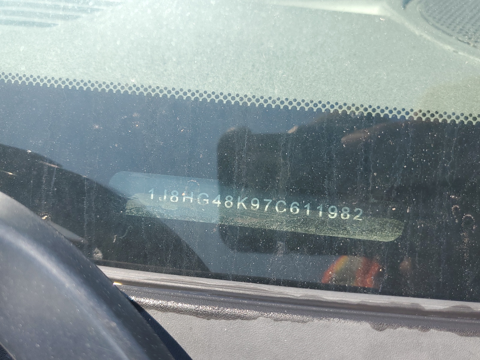 1J8HG48K97C611982 2007 Jeep Commander