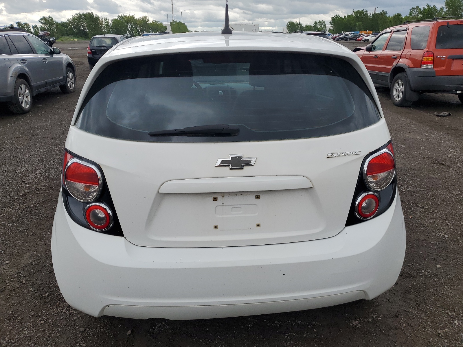 2012 Chevrolet Sonic Ls vin: 1G1JA6EH8C4120444