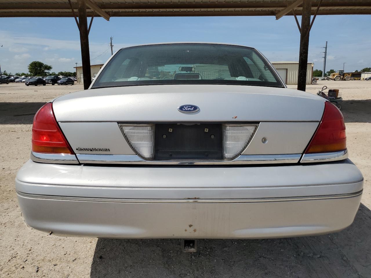 2001 Ford Crown Victoria VIN: 2FAFP73W71X114603 Lot: 63426054