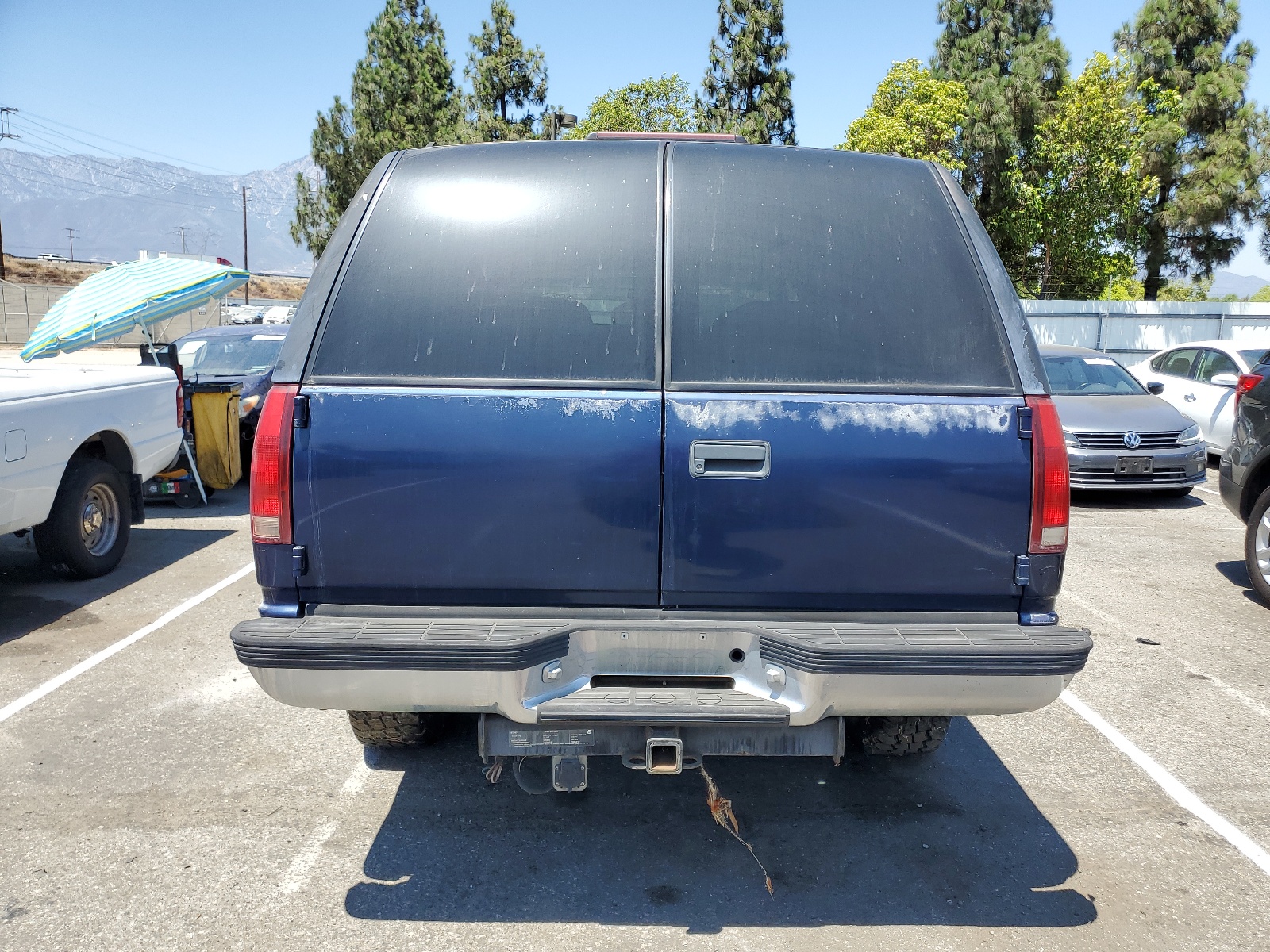 1GNEC16R5WJ362697 1998 Chevrolet Suburban C1500