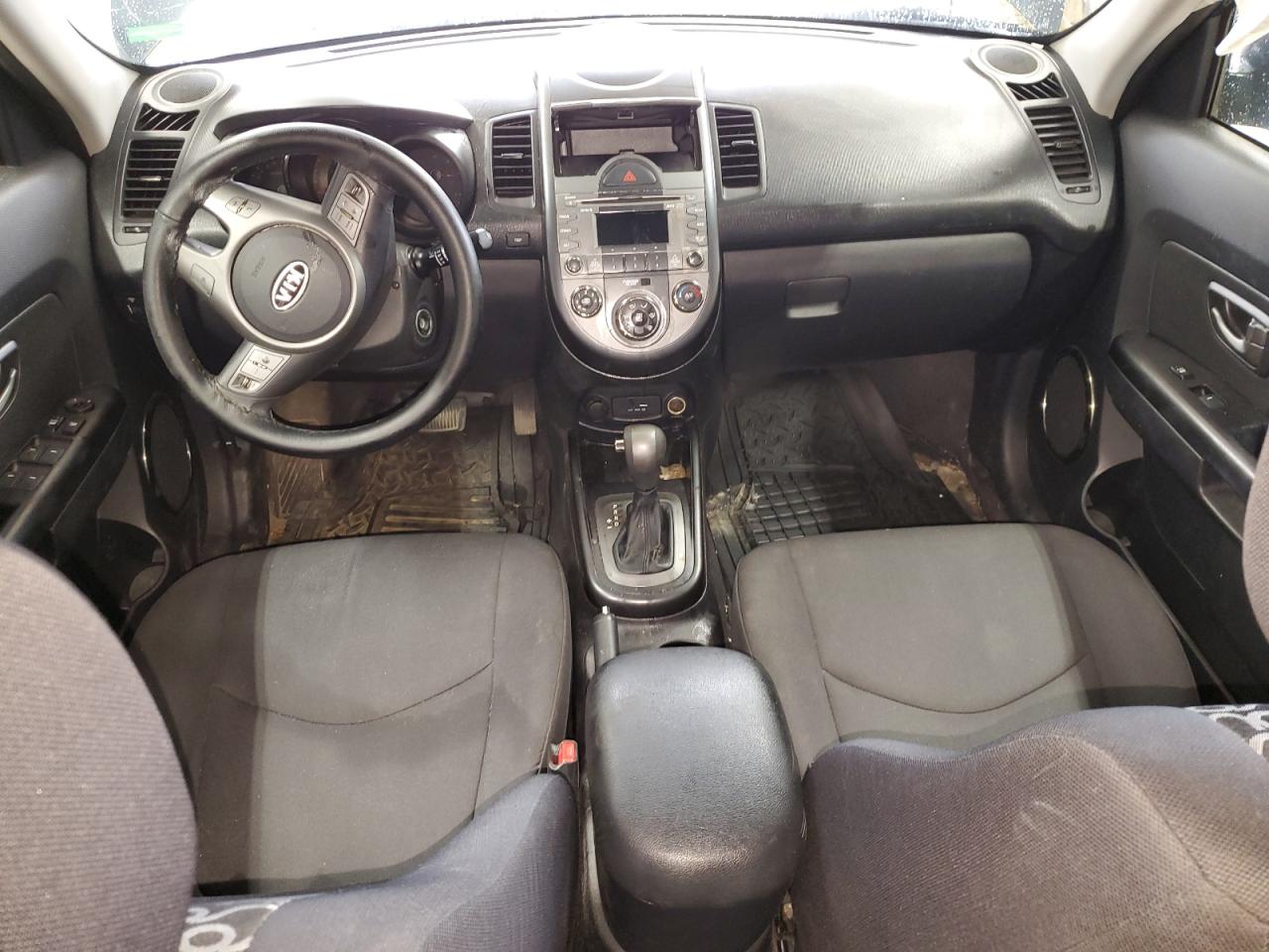 2011 Kia Soul + VIN: KNDJT2A20B7231076 Lot: 62805804