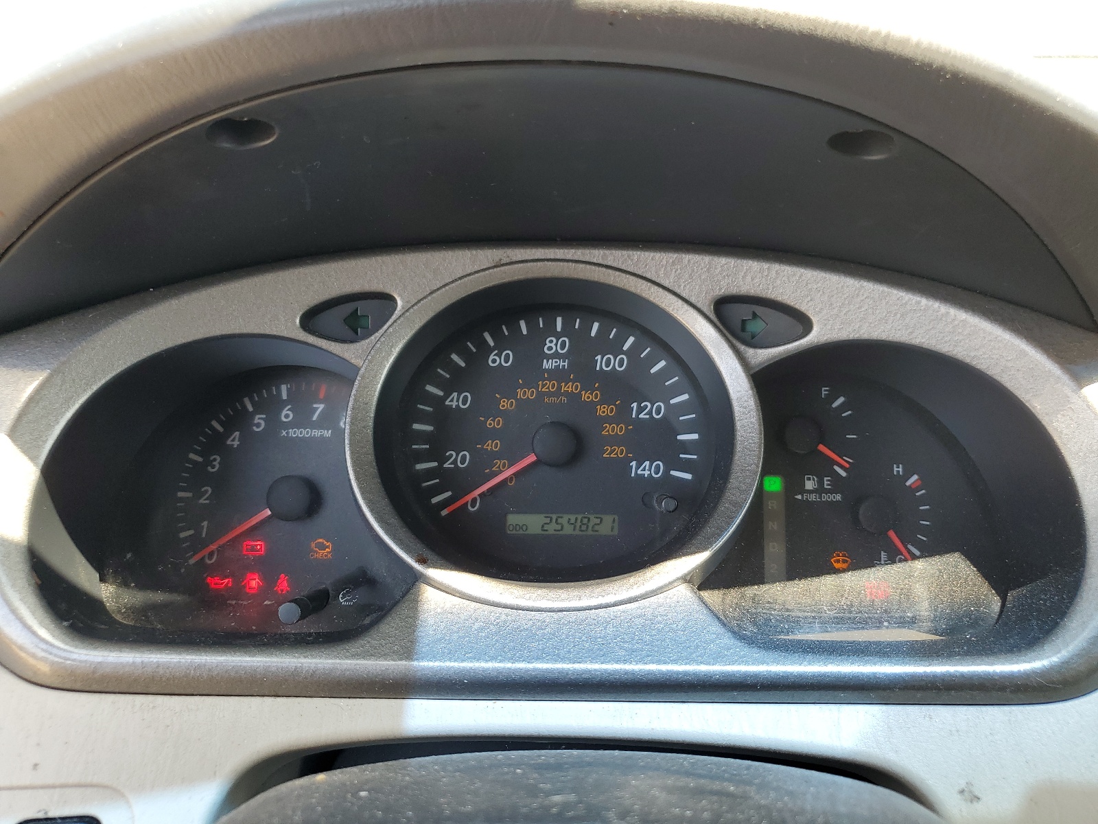 JTEGF21A220064328 2002 Toyota Highlander Limited