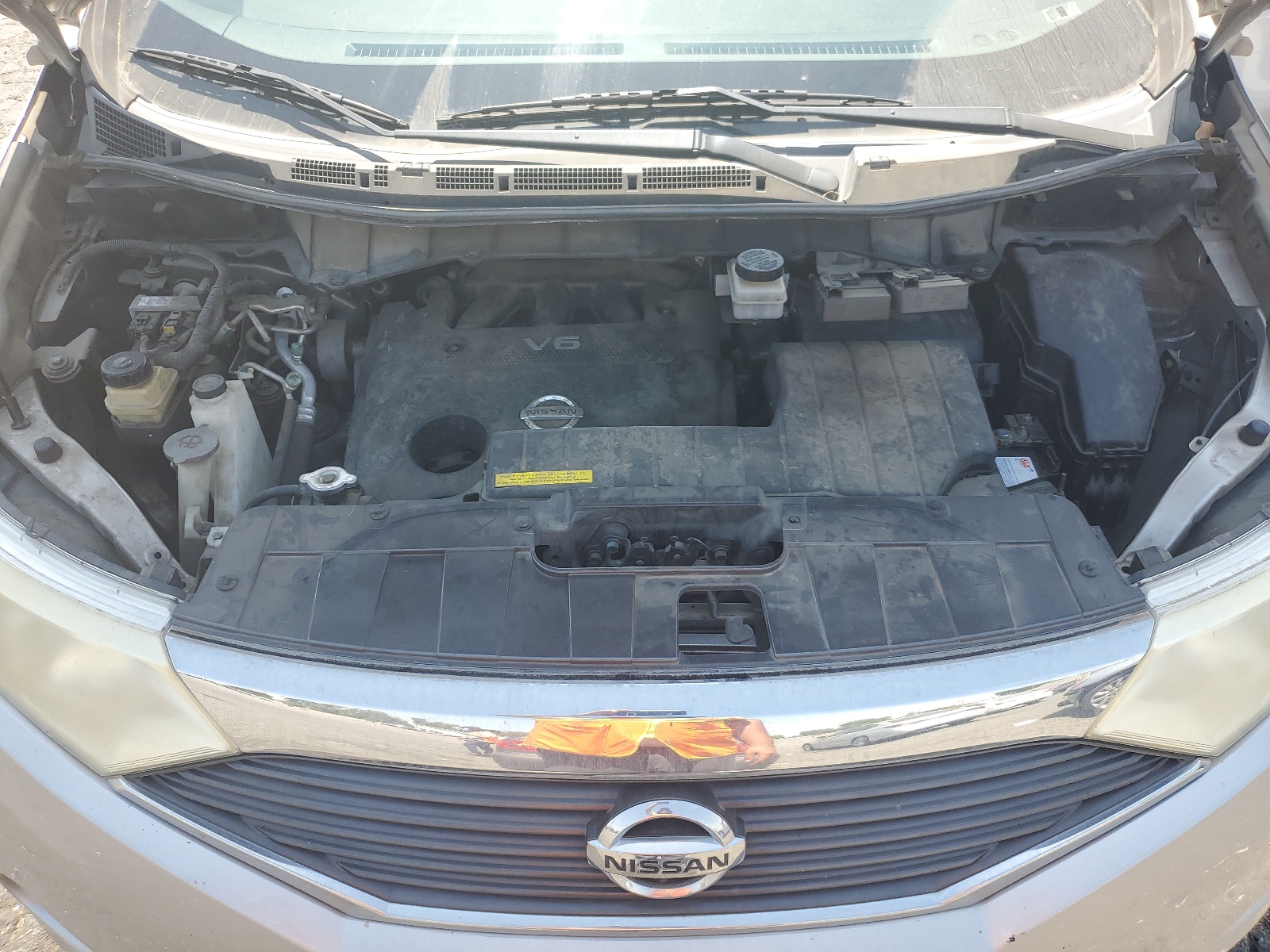 JN8AE2KP1C9045402 2012 Nissan Quest S