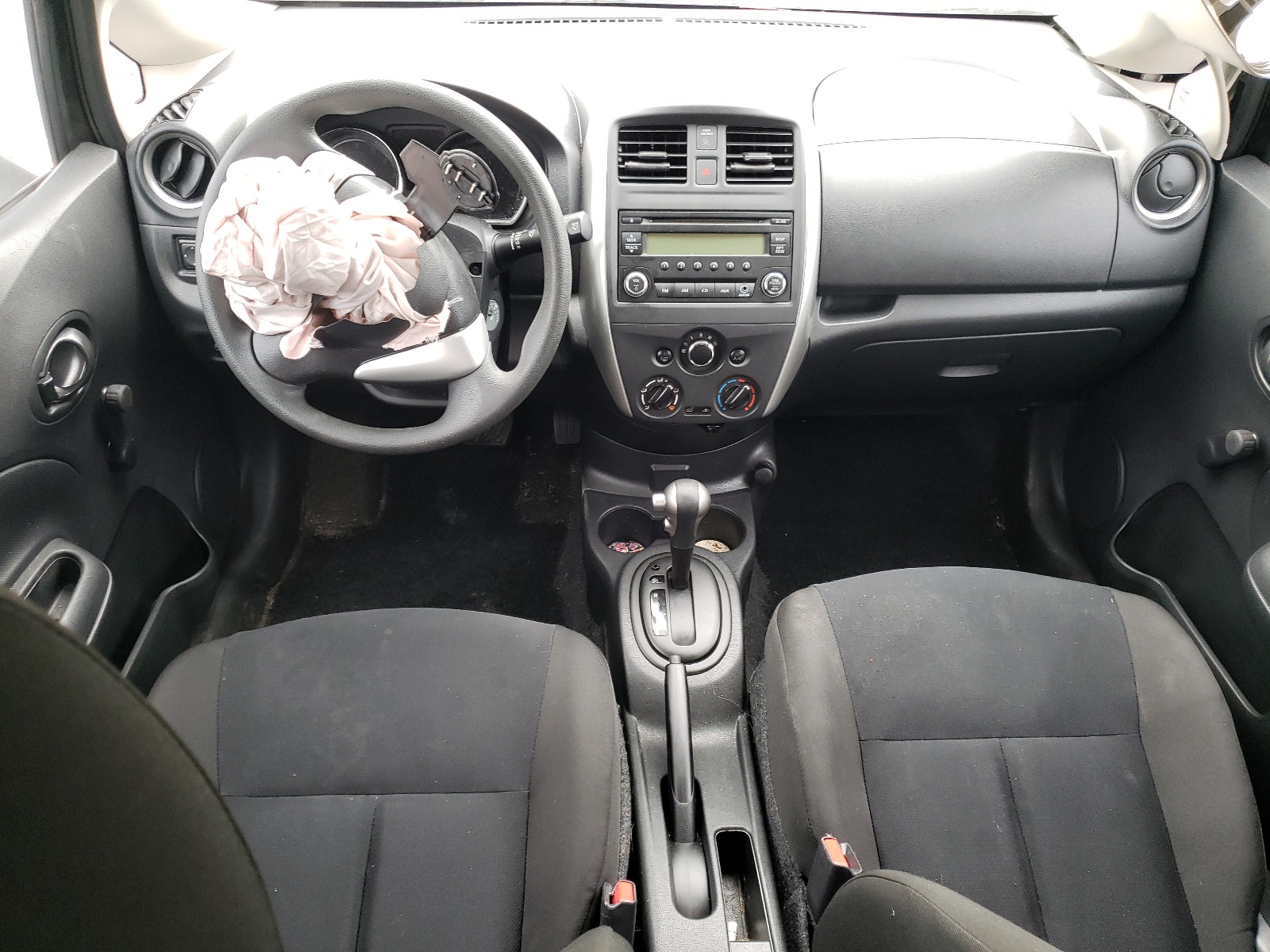 3N1CE2CP3JL353133 2018 Nissan Versa Note S