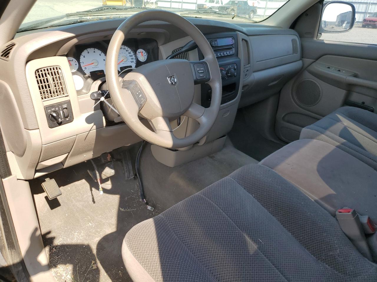 2004 Dodge Ram 1500 St VIN: 1D7HU16D24J217451 Lot: 64505184