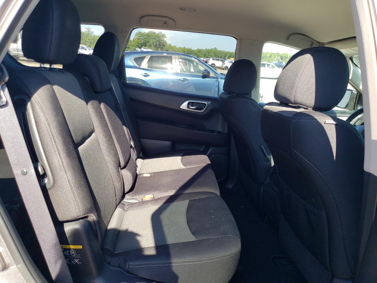 2017 Nissan Pathfinder S VIN: 5N1DR2MM1HC676608 Lot: 63330424