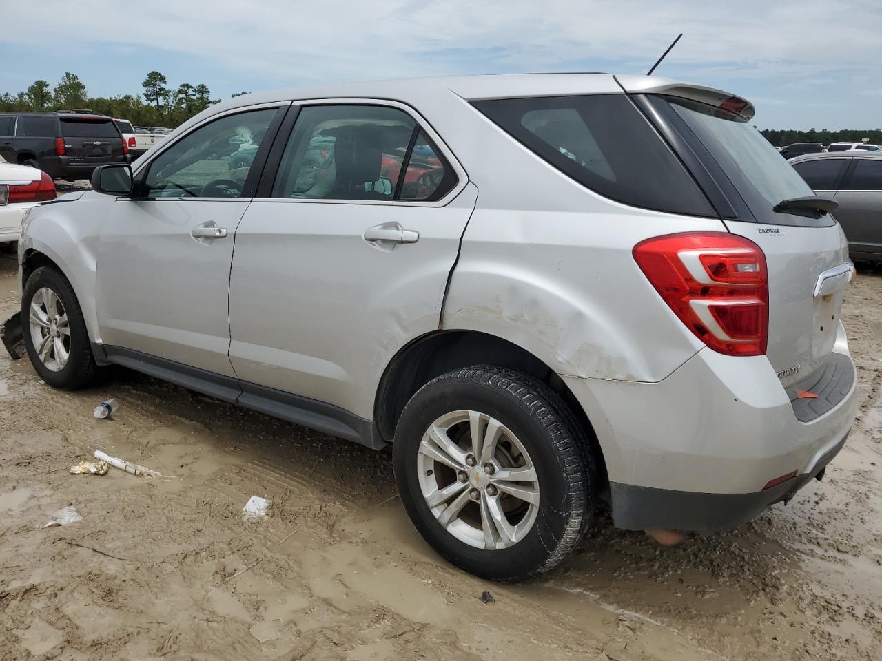 2GNALBEK7H1507261 2017 CHEVROLET EQUINOX - Image 2