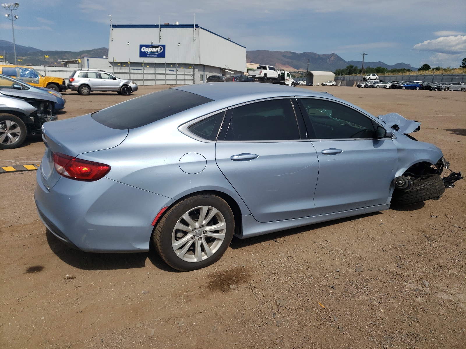 1C3CCCAB2FN693675 2015 Chrysler 200 Limited