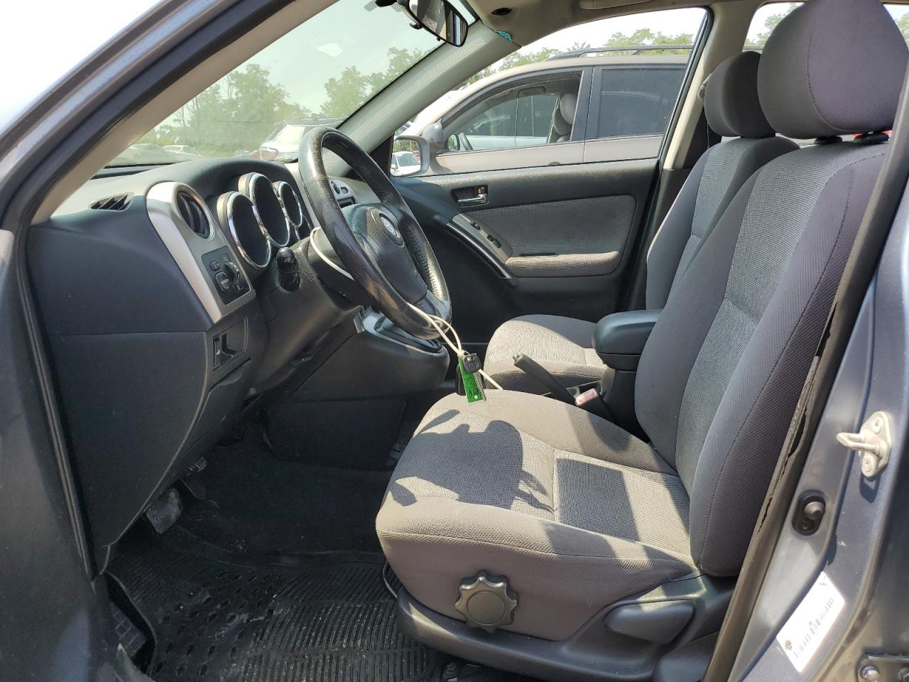 2004 Toyota Corolla Matrix Xr VIN: 2T1KR32E84C168070 Lot: 62919584