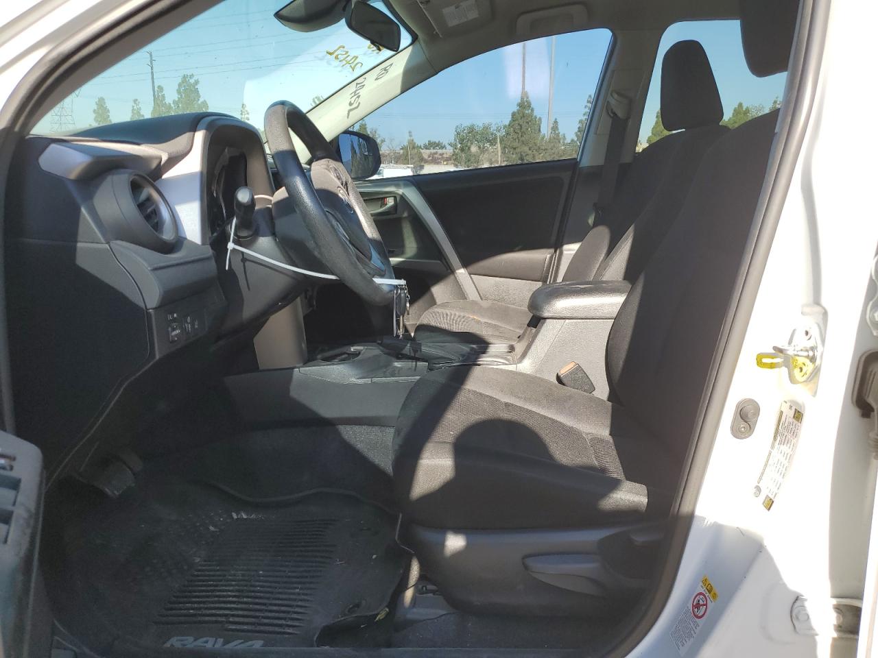 2017 Toyota Rav4 Le VIN: 2T3ZFREV8HW402726 Lot: 65064194