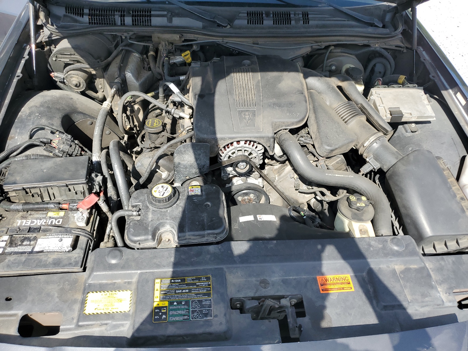 2FAFP74W75X140624 2005 Ford Crown Victoria Lx