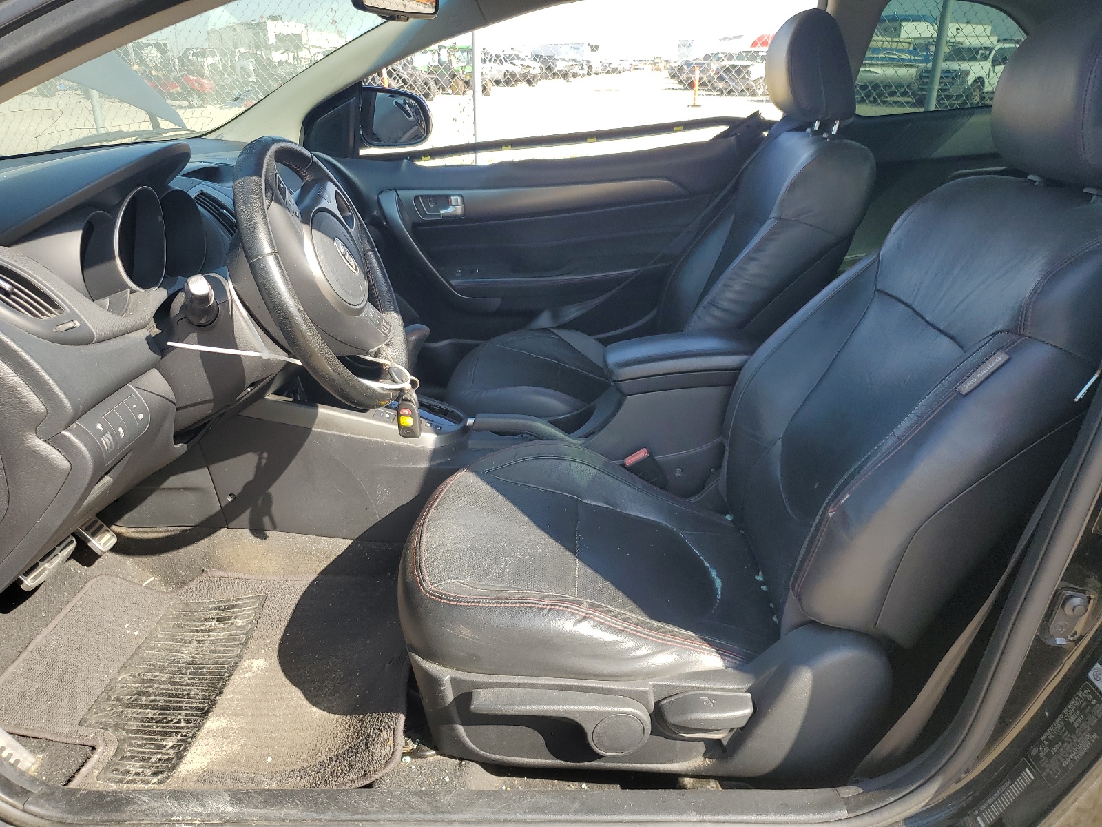 KNAFW6A35A5311106 2010 Kia Forte Sx