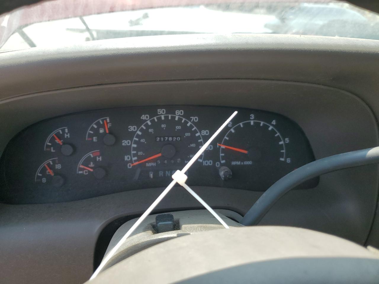 2000 Ford Excursion Limited VIN: 1FMNU43S7YED20067 Lot: 64256704