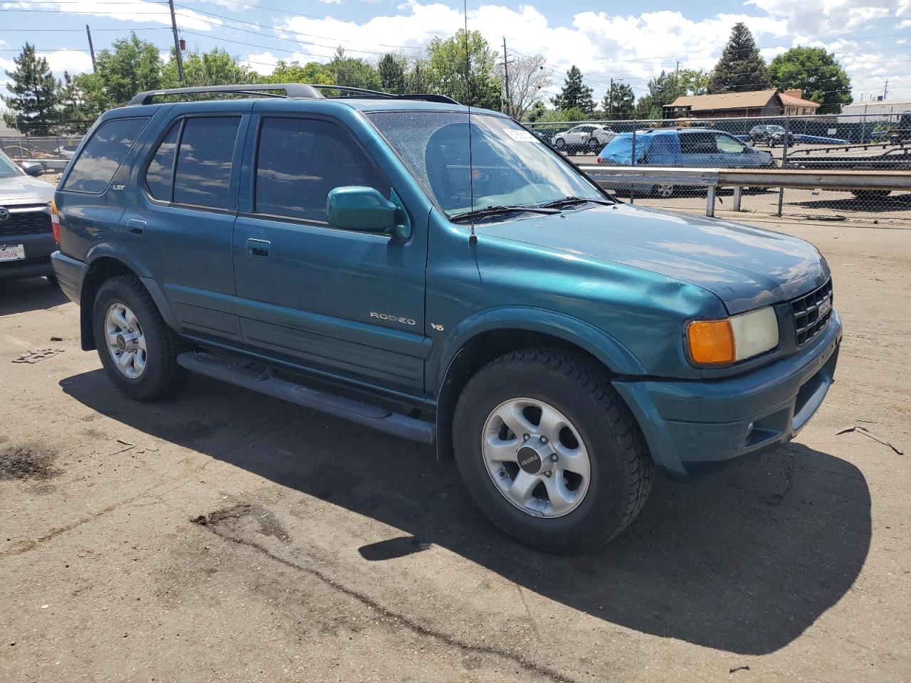 1999 Isuzu Rodeo S VIN: 4S2CM58W5X4313060 Lot: 61656114