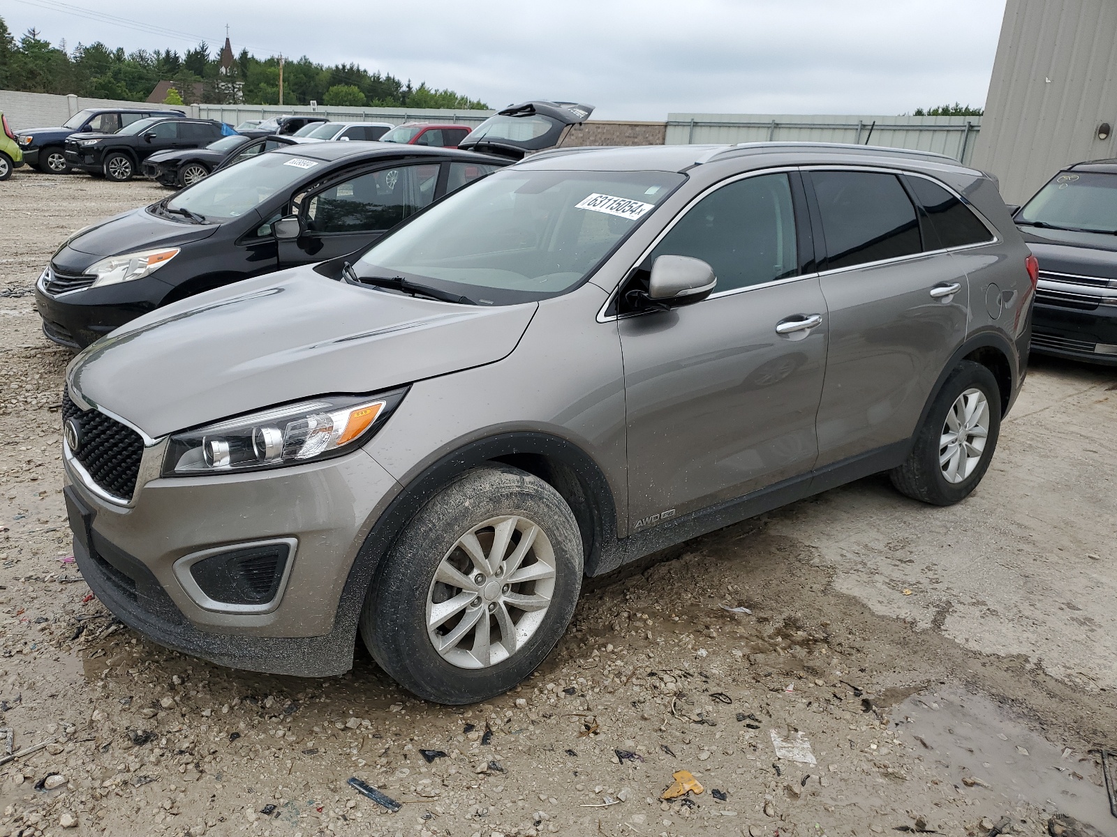 2018 Kia Sorento Lx vin: 5XYPGDA5XJG340022