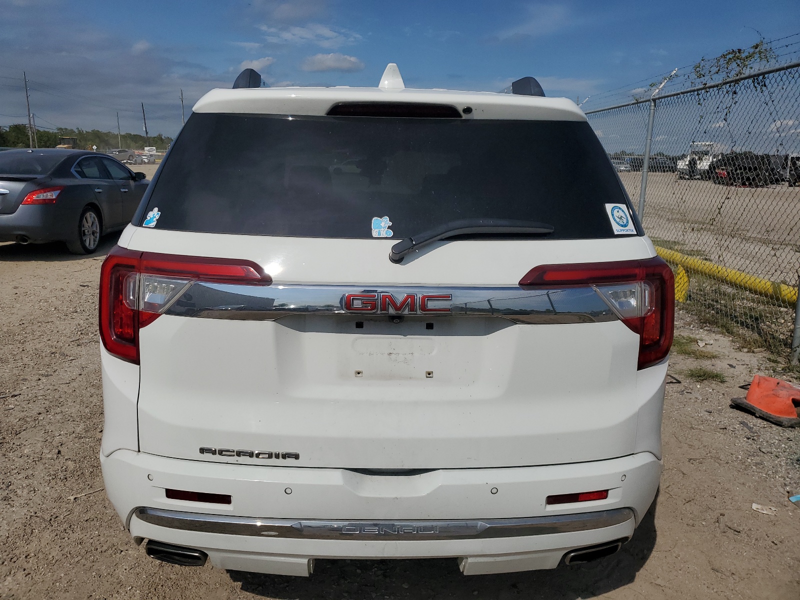 1GKKNPLS2LZ110861 2020 GMC Acadia Denali