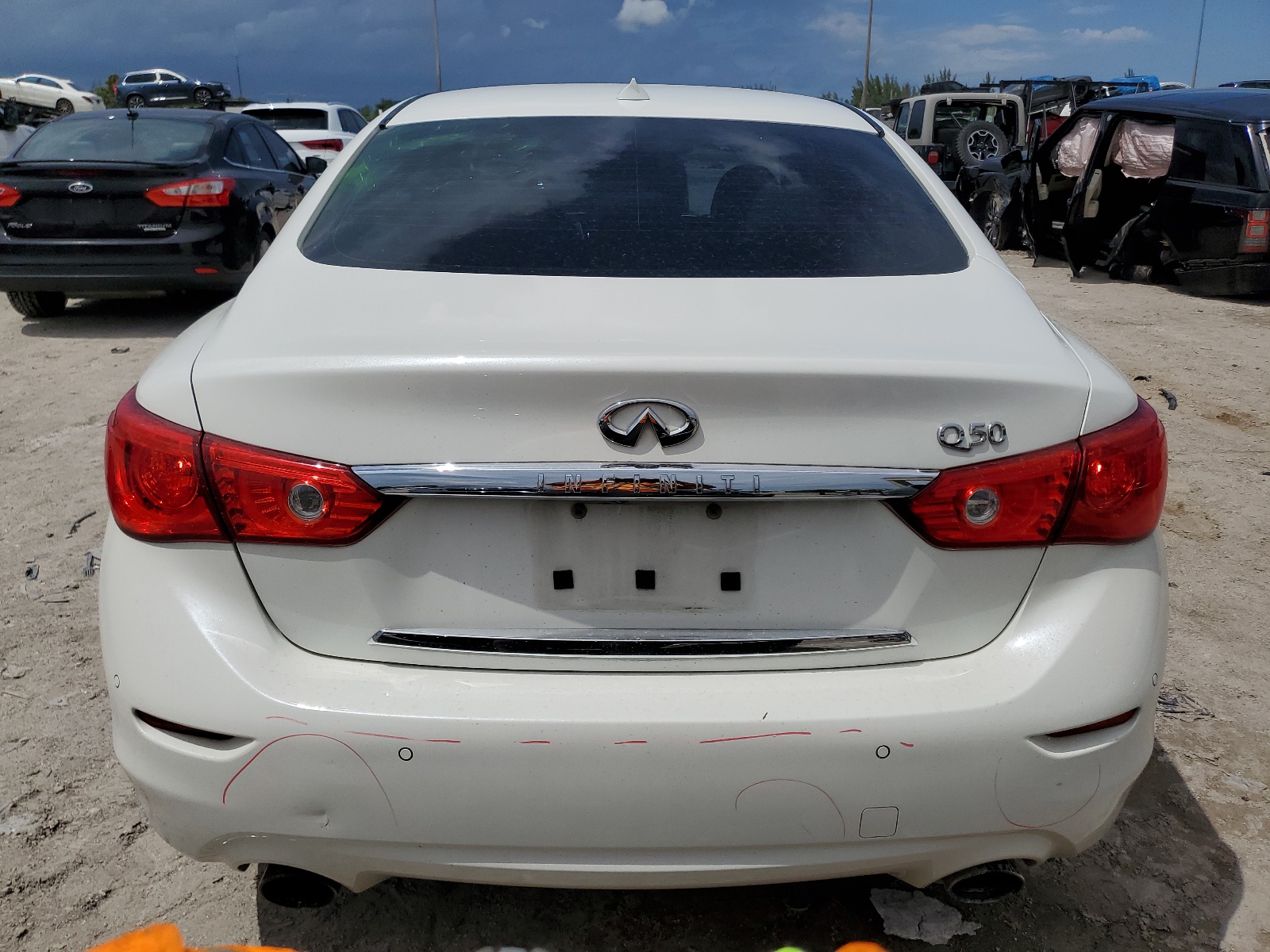 JN1EV7AP5HM734510 2017 Infiniti Q50 Premium