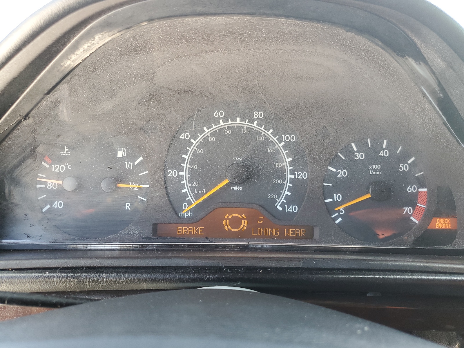 WDBEG4210Y7115780 2000 Mercedes-Benz G500