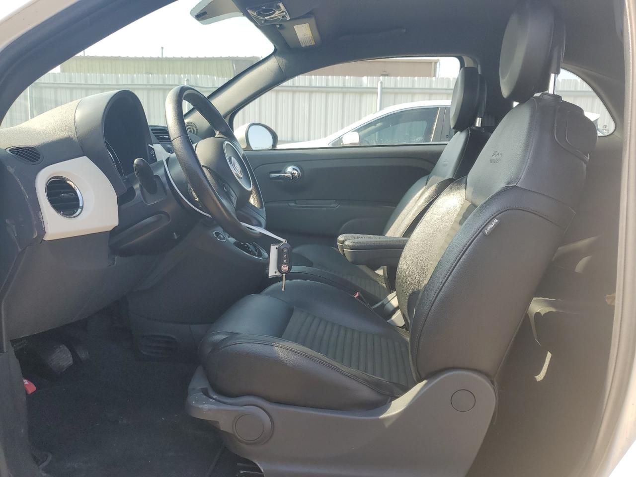 2015 Fiat 500 Sport VIN: 3C3CFFBR1FT555761 Lot: 61223404