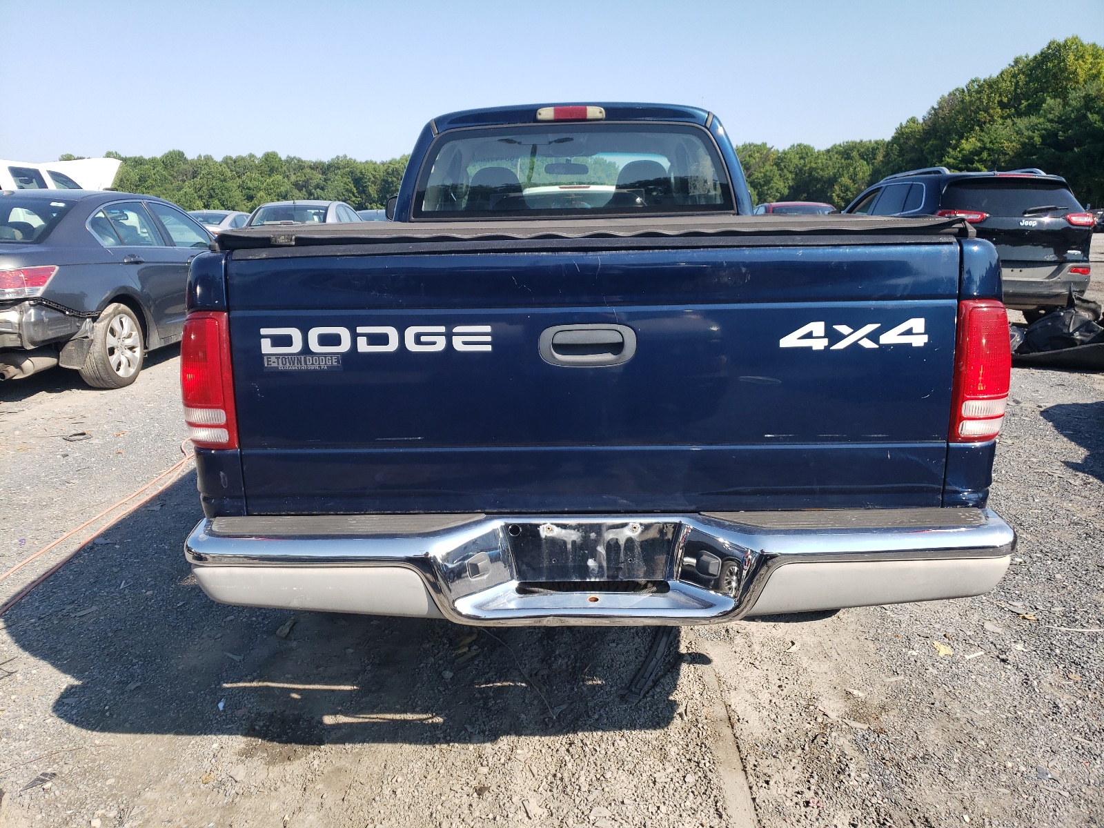 1B7GG42N52S615466 2002 Dodge Dakota Slt