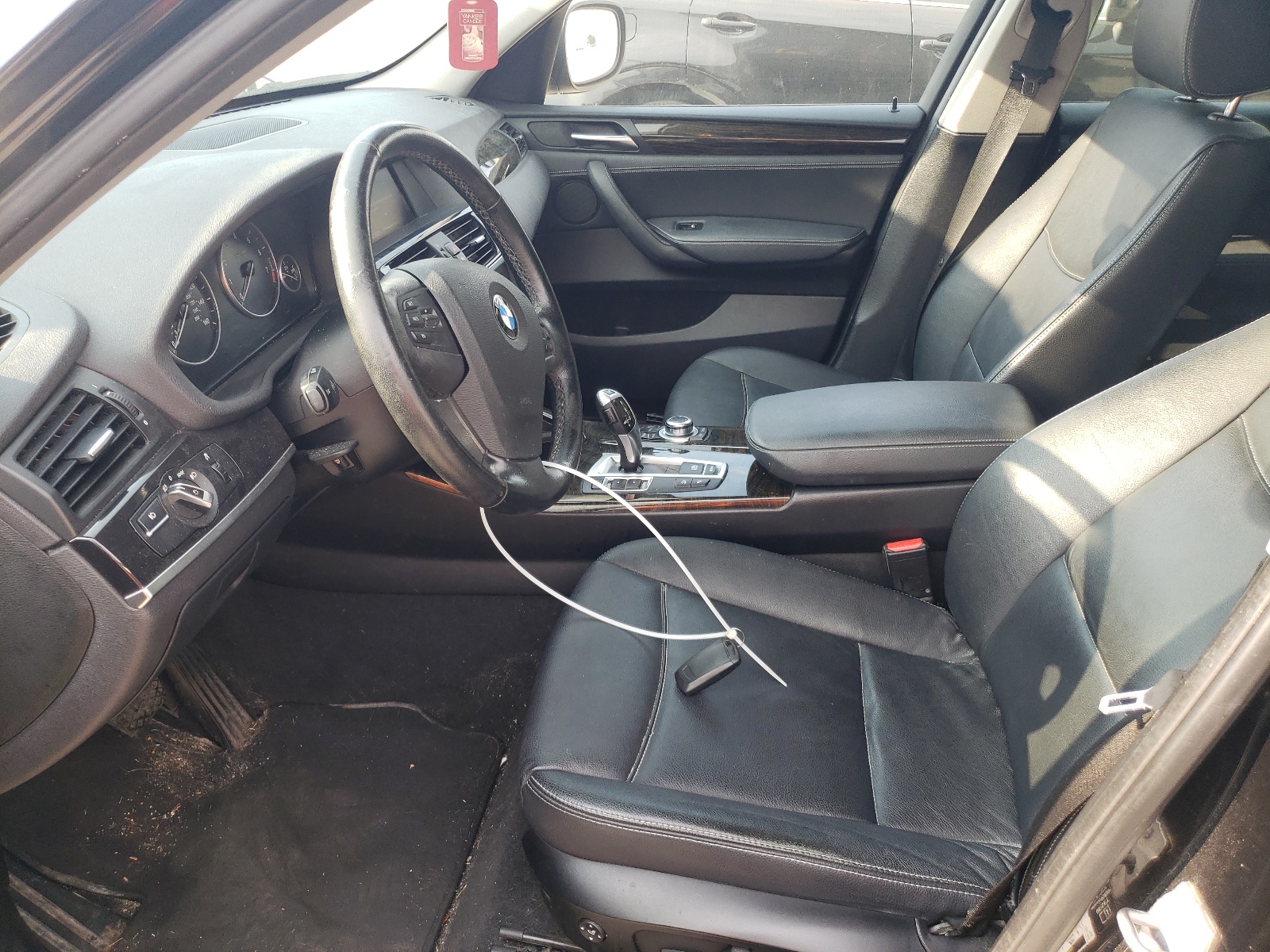 5UXWX9C52E0D30362 2014 BMW X3 xDrive28I