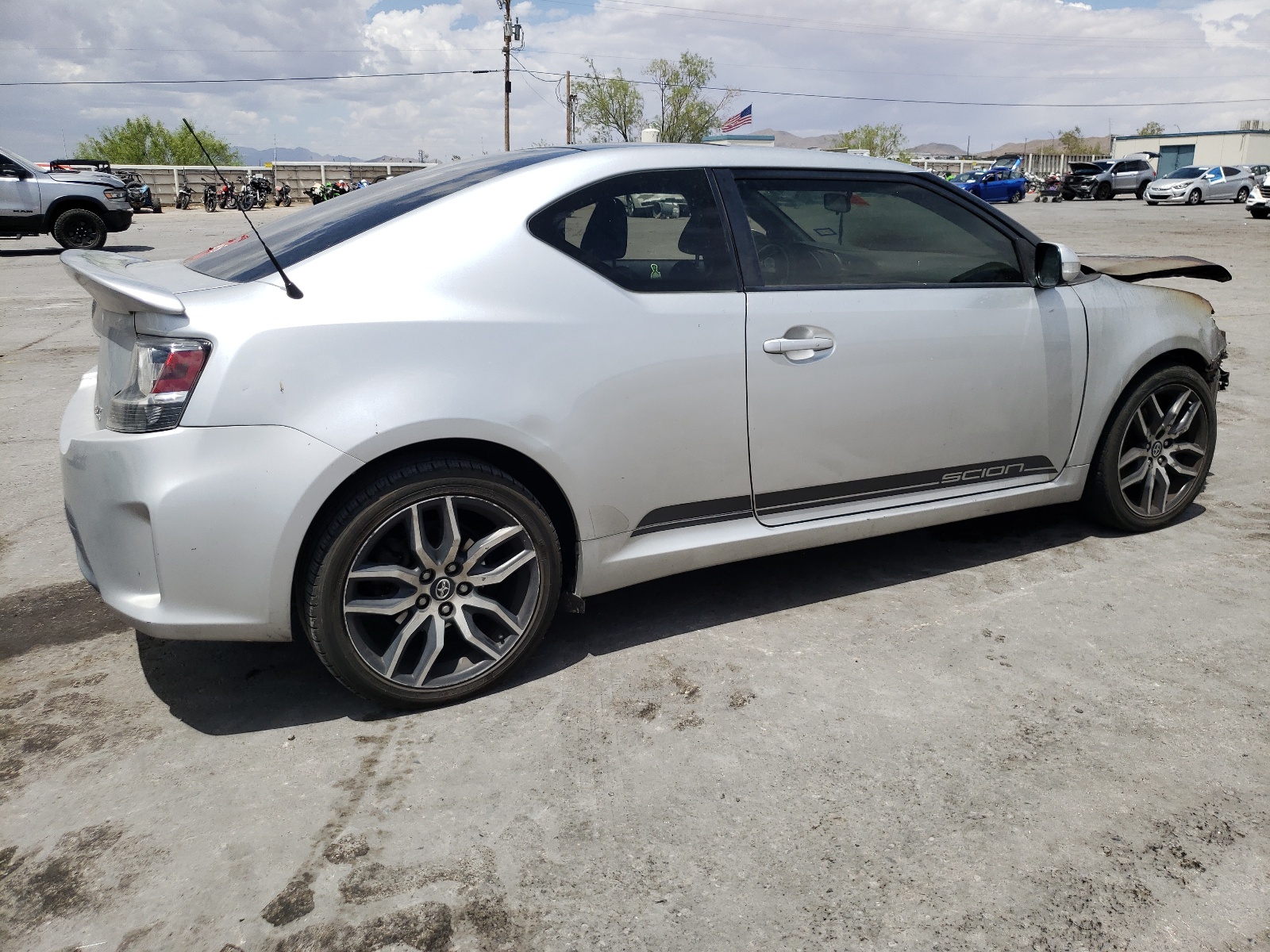 2014 Toyota Scion Tc vin: JTKJF5C76E3075602