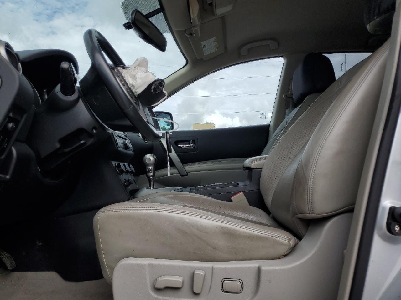 2010 Nissan Rogue S VIN: JN8AS5MT5AW021834 Lot: 63709594