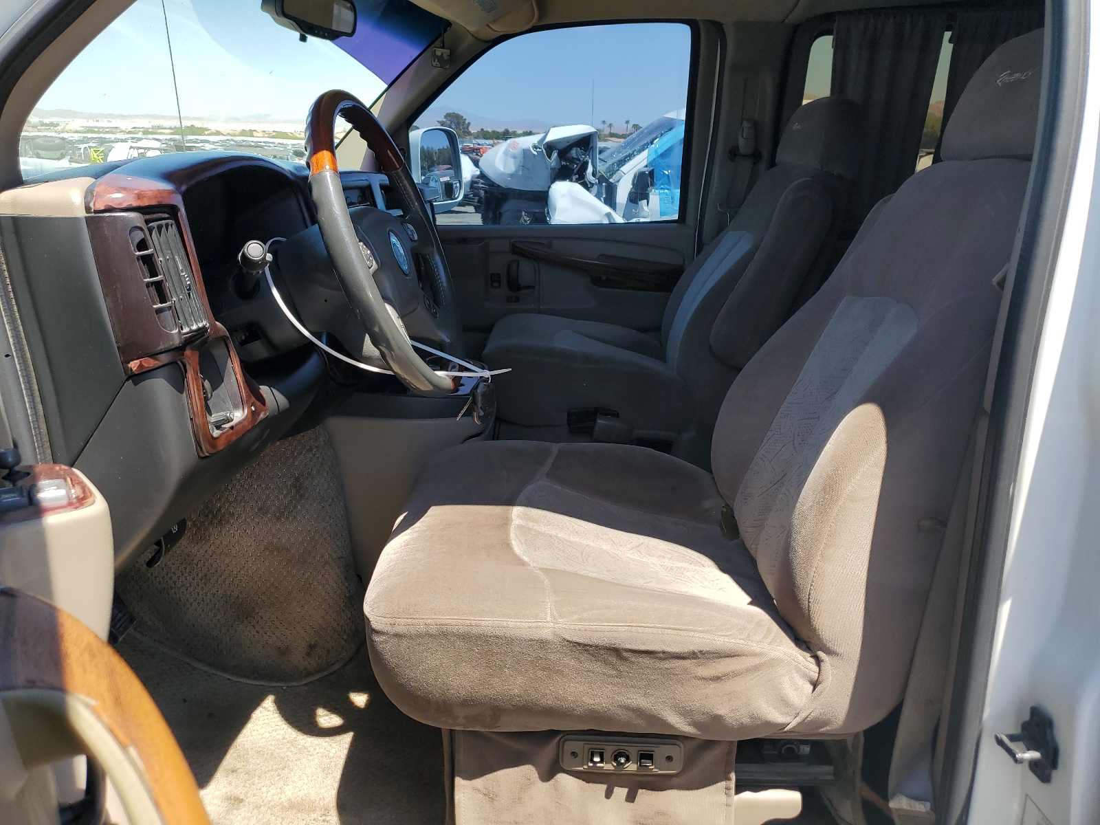 1GBFG15T031147050 2003 Chevrolet Express G1500