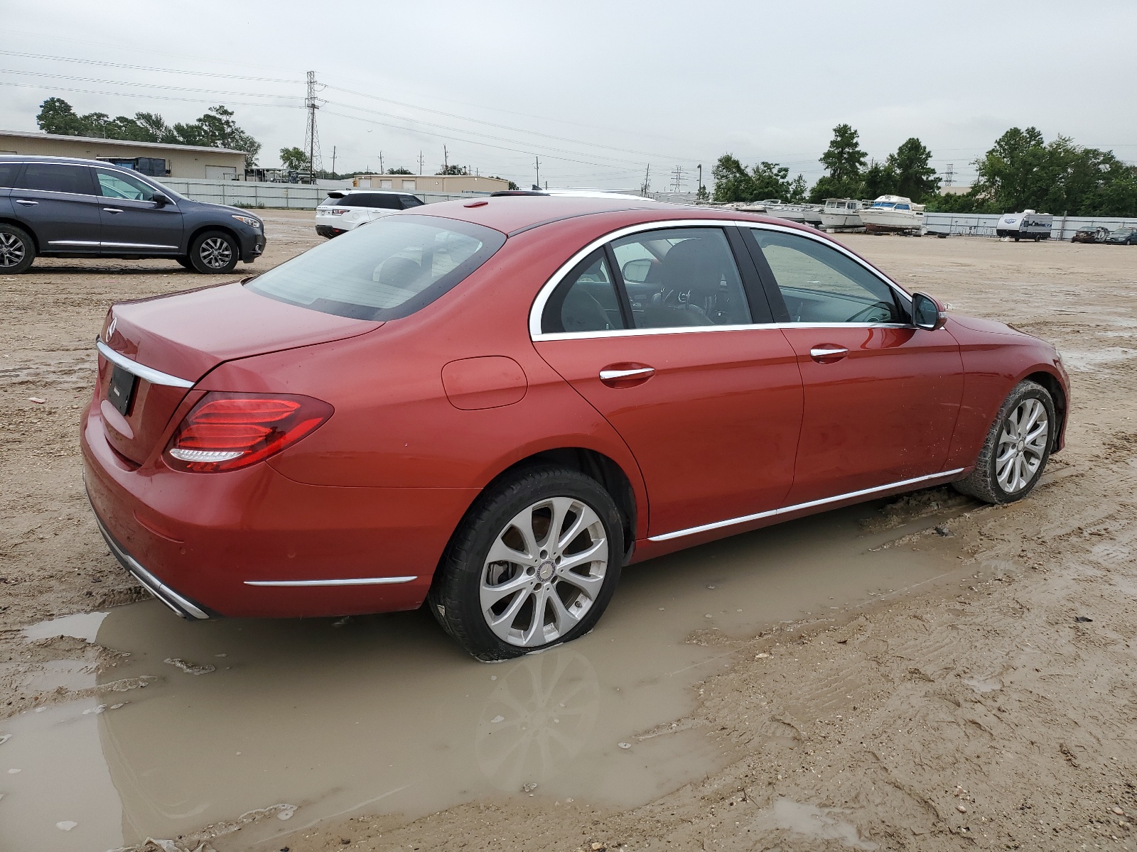 2017 Mercedes-Benz E 300 vin: WDDZF4JB5HA065175