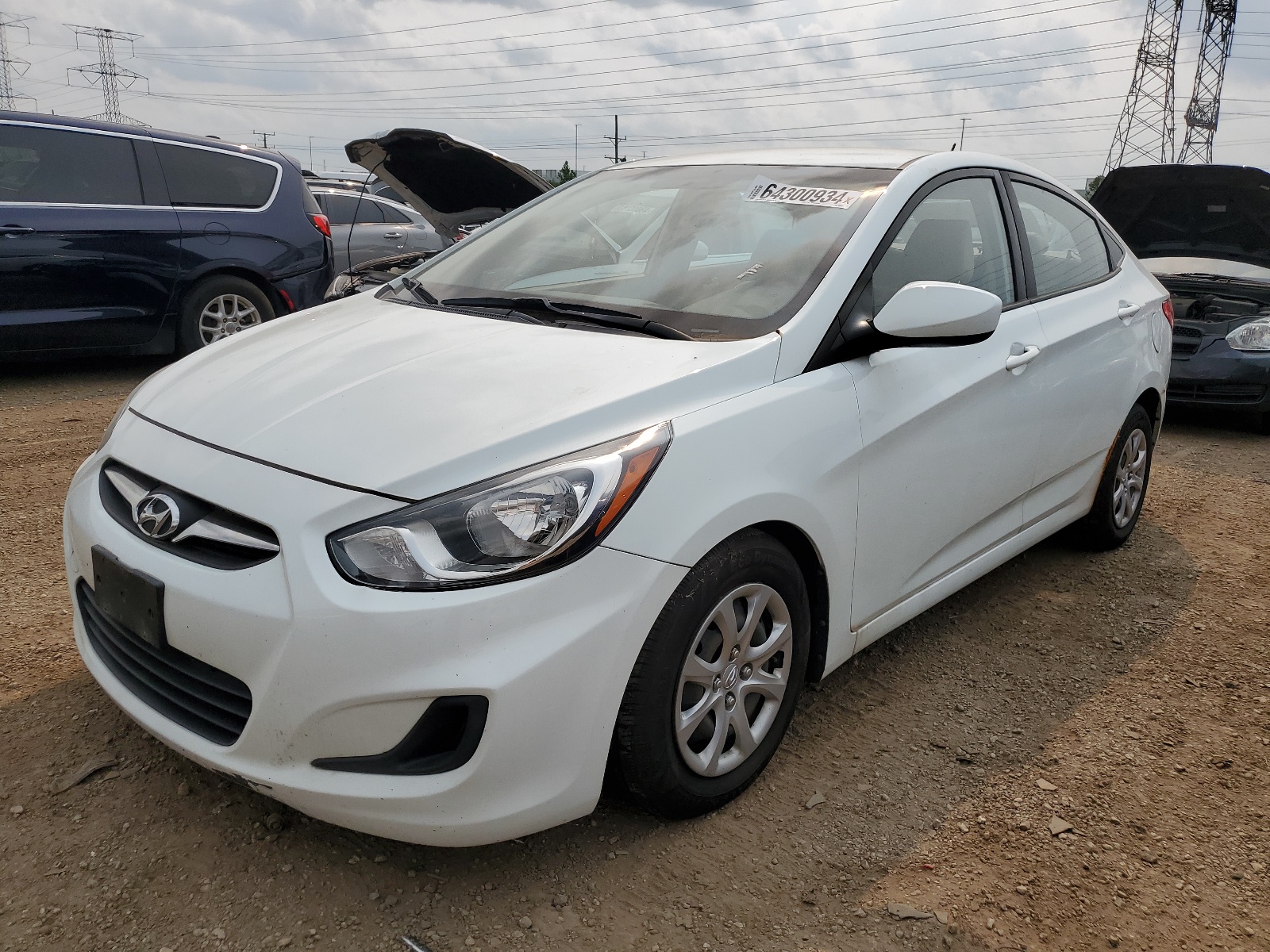 2013 Hyundai Accent Gls vin: KMHCT4AE3DU335334