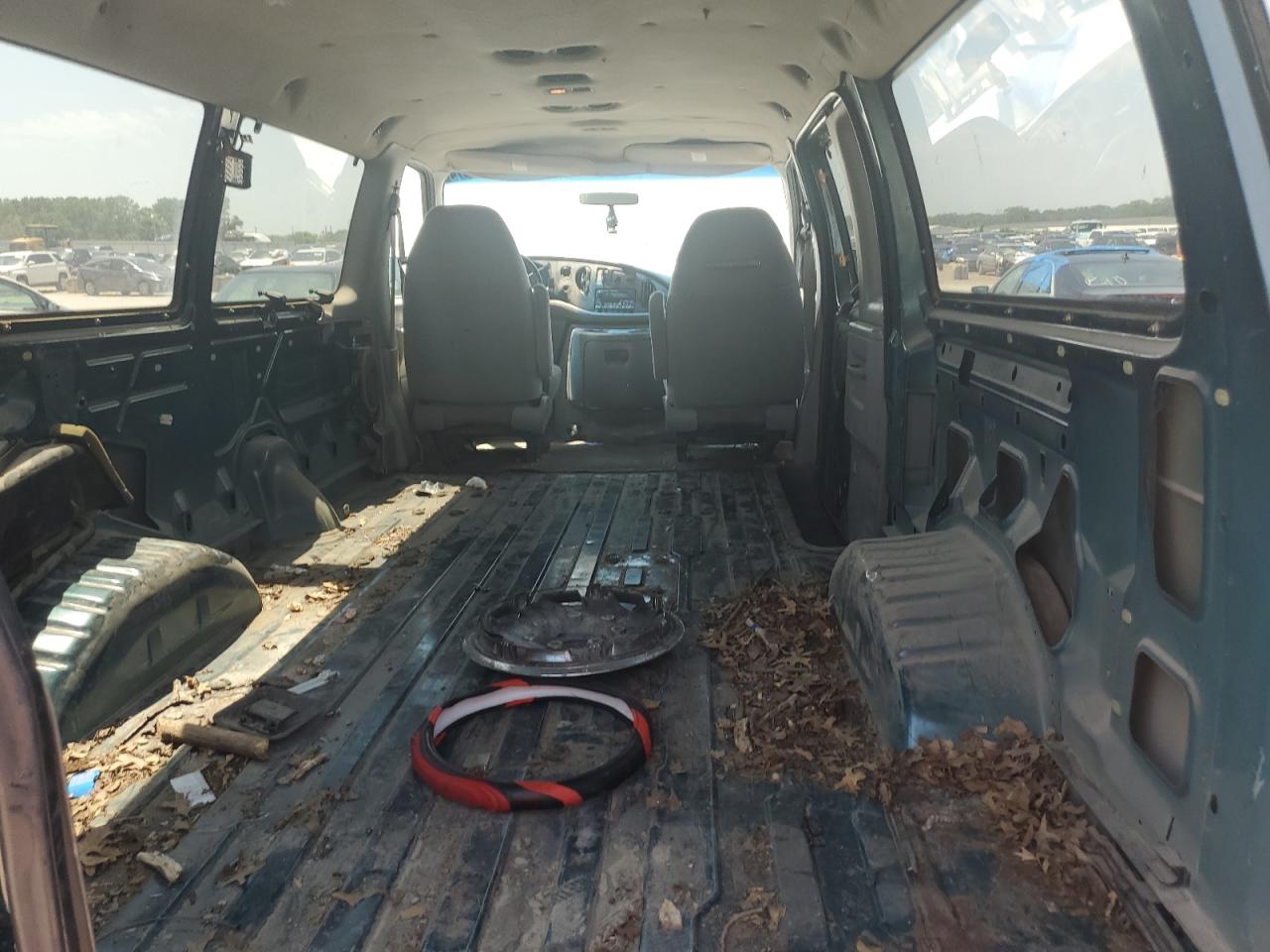 1999 Ford Econoline E350 Super Duty Wagon VIN: 1FBSS31LXXHB59153 Lot: 61094374