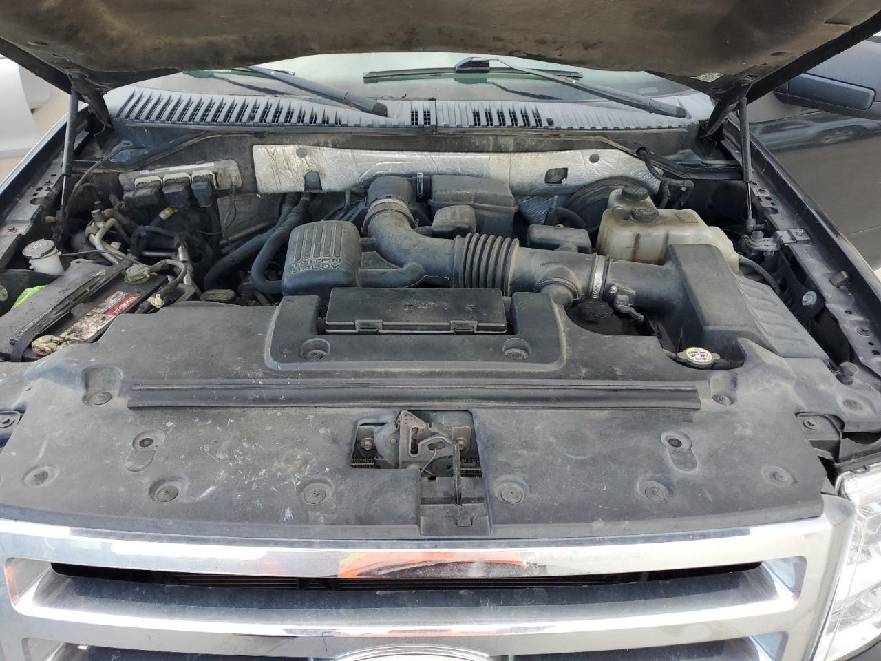 2010 Ford Expedition Xlt VIN: 1FMJU1F56AEB72020 Lot: 61410724