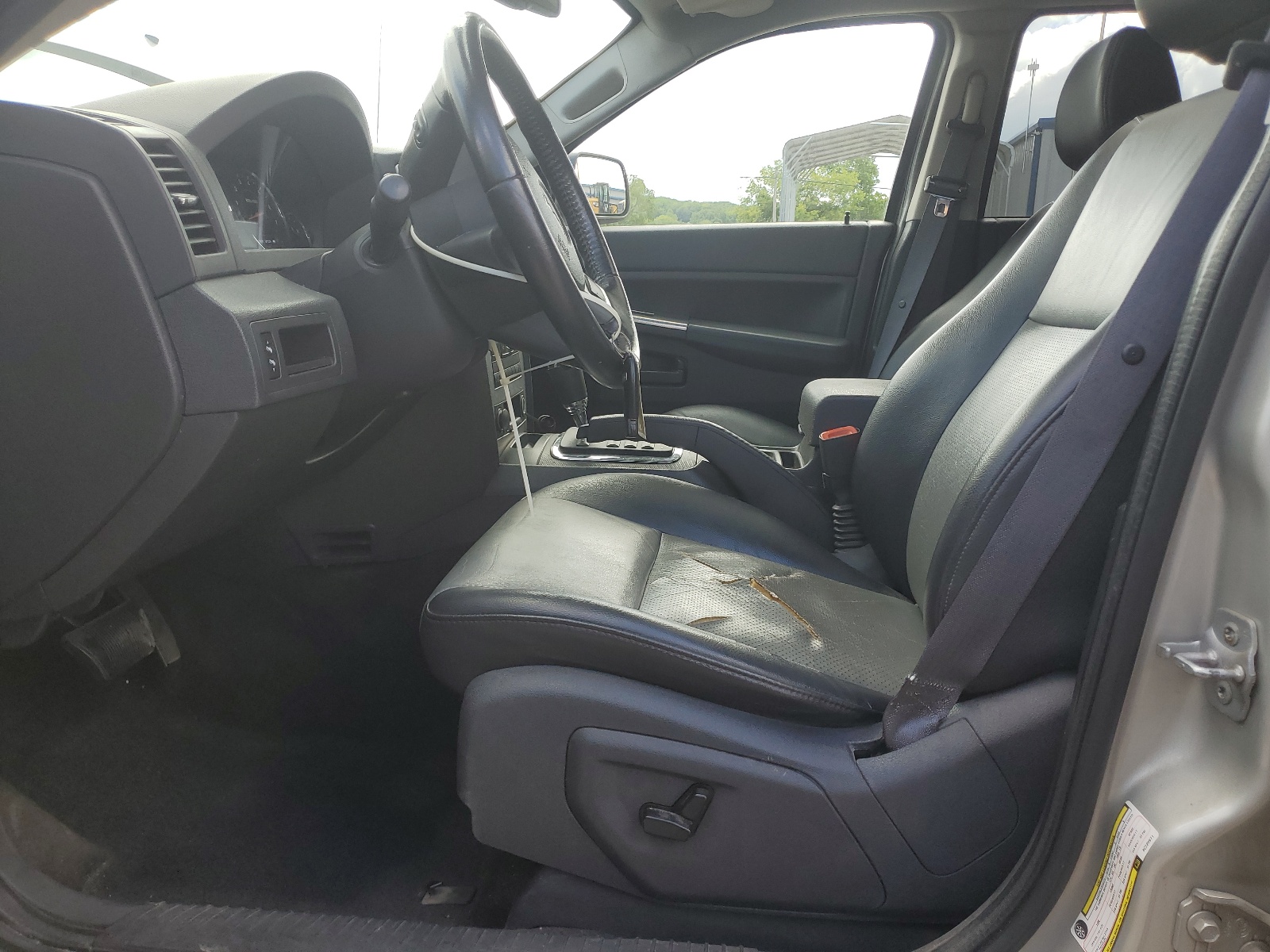 1J8GS48K58C220971 2008 Jeep Grand Cherokee Laredo