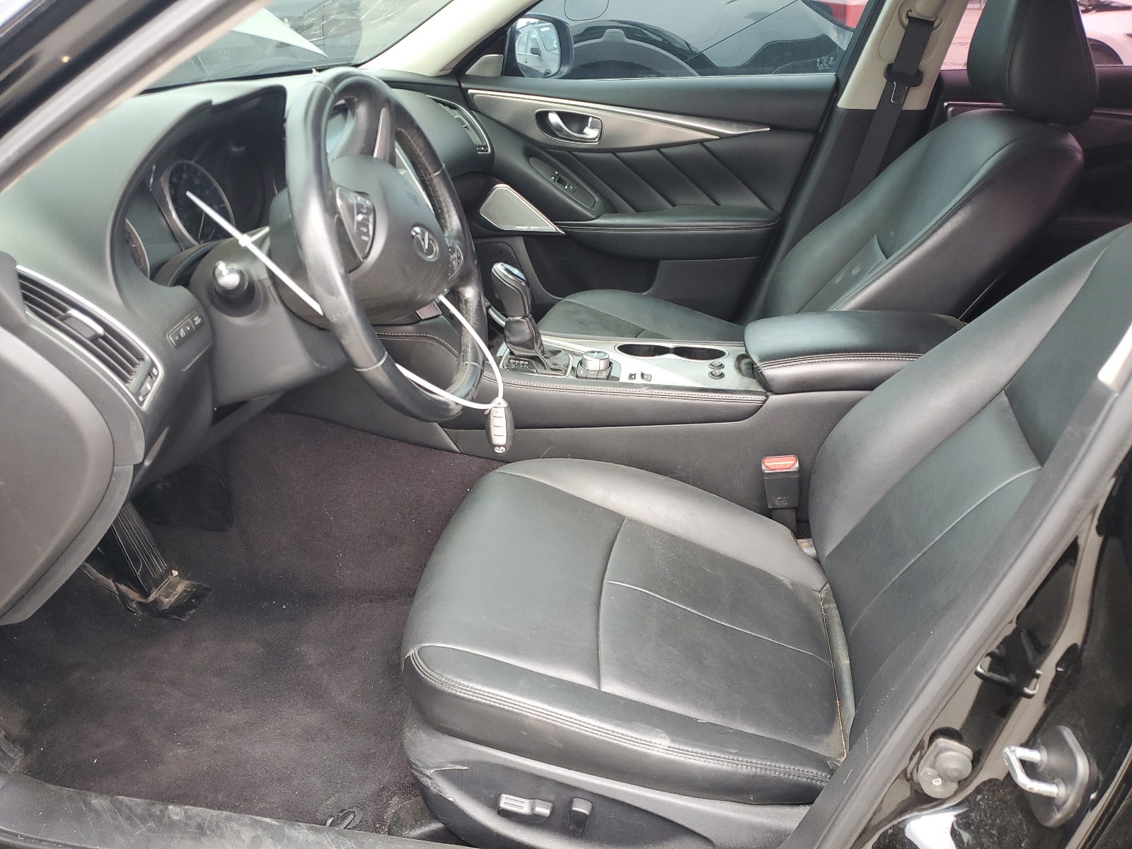 JN1EV7AR6HM836030 2017 Infiniti Q50 Premium