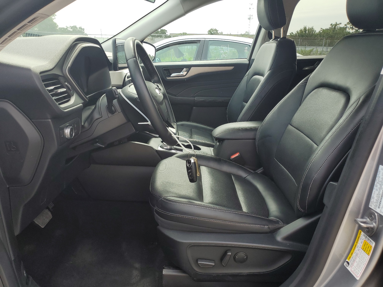 1FMCU9H61MUB06725 2021 Ford Escape Sel