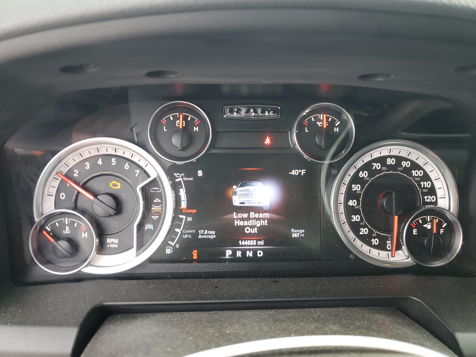 1C6RR6LT5FS761908 2015 Ram 1500 Slt