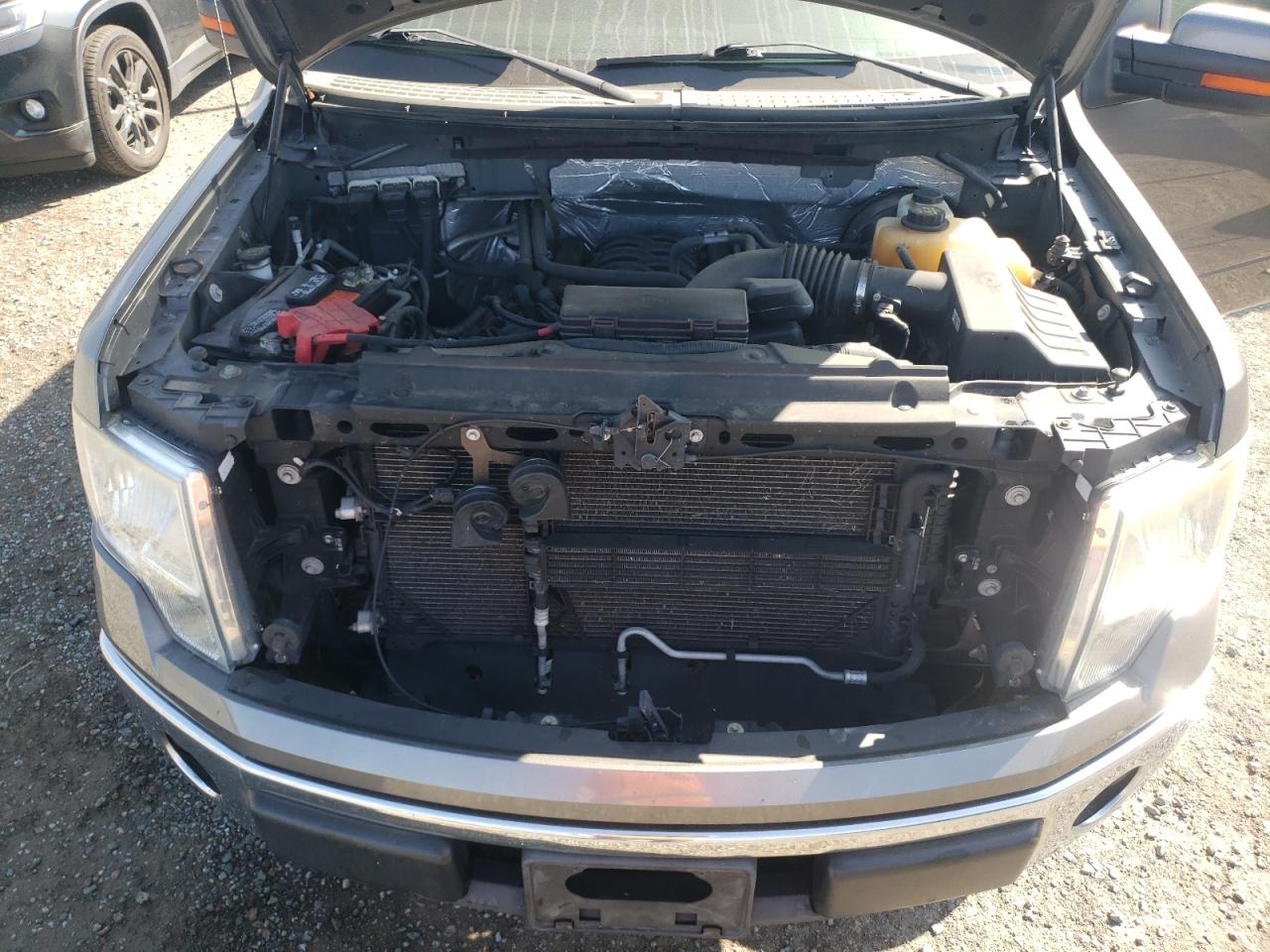 2013 Ford F-150 - Image 11