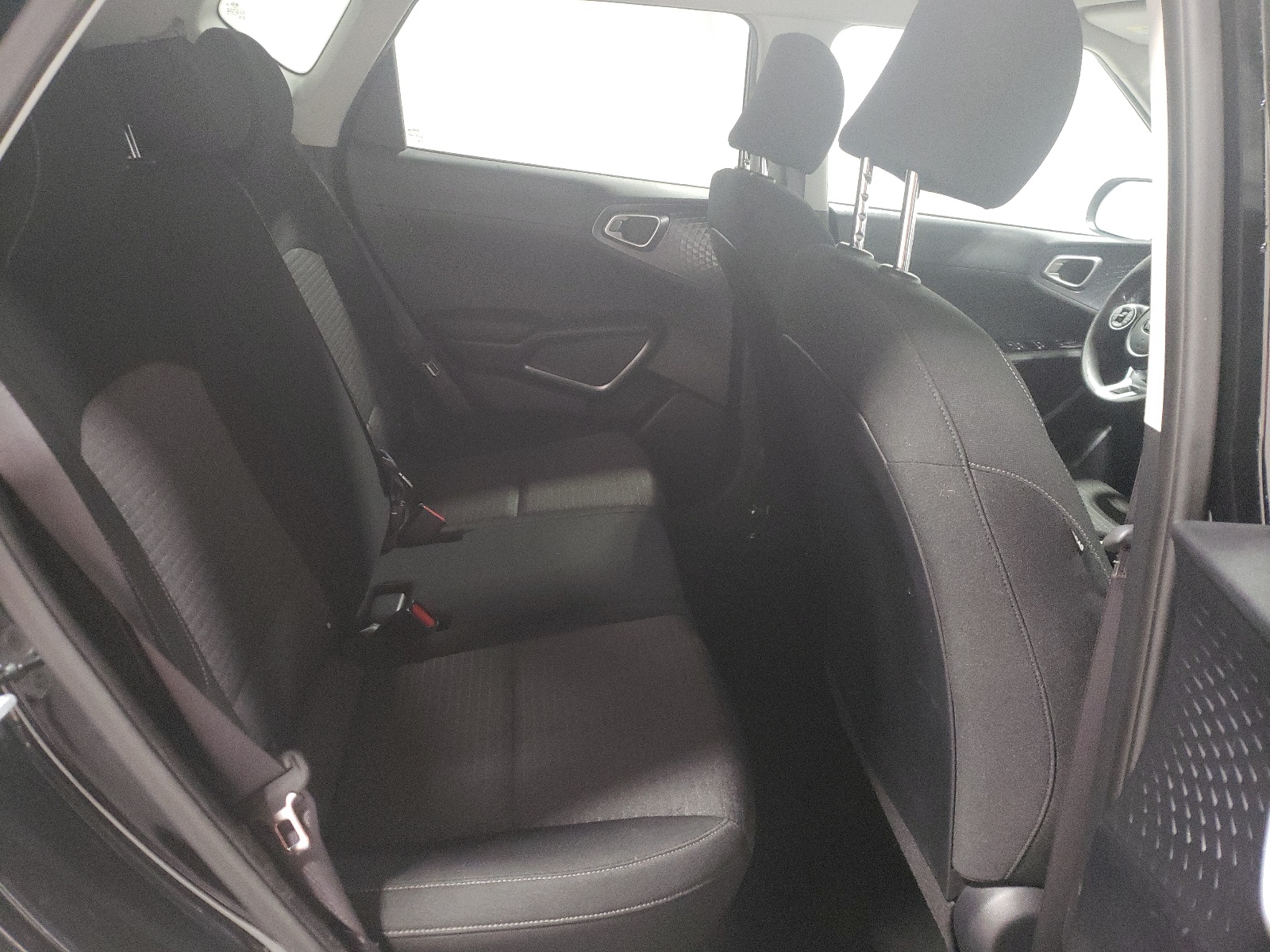 KNDJ23AU0L7710058 2020 Kia Soul Lx