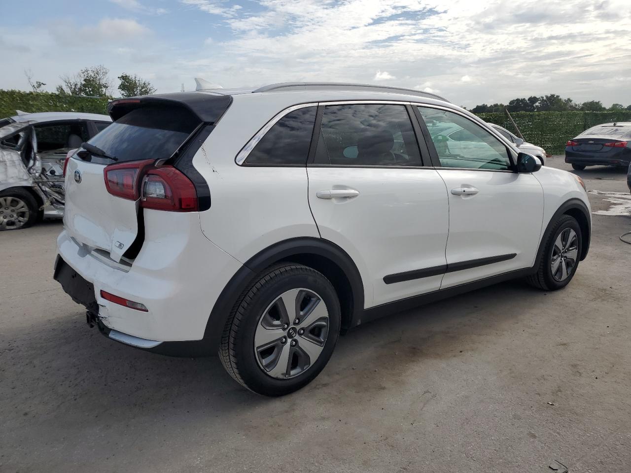 2018 Kia Niro Fe VIN: KNDCB3LC3J5188466 Lot: 63920144