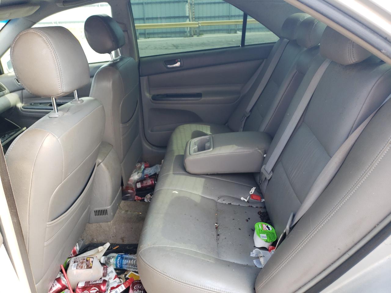 2005 Toyota Camry Le VIN: 4T1BE32K05U067154 Lot: 64207284