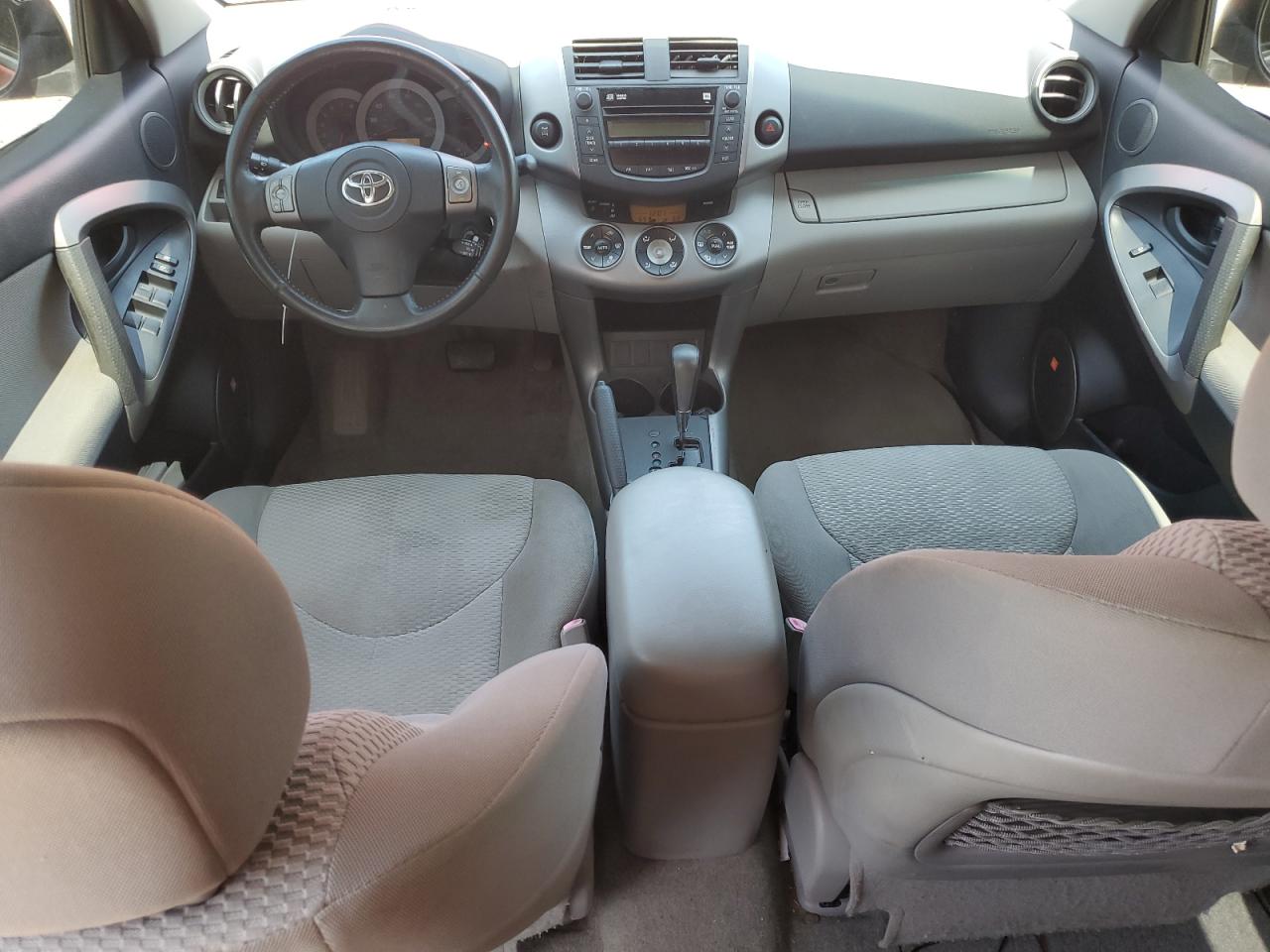 2007 Toyota Rav4 Limited VIN: JTMBD31V475123497 Lot: 63502564