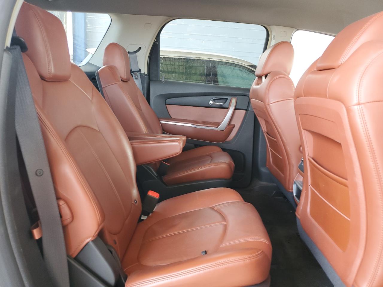 2008 GMC Acadia - Image 11