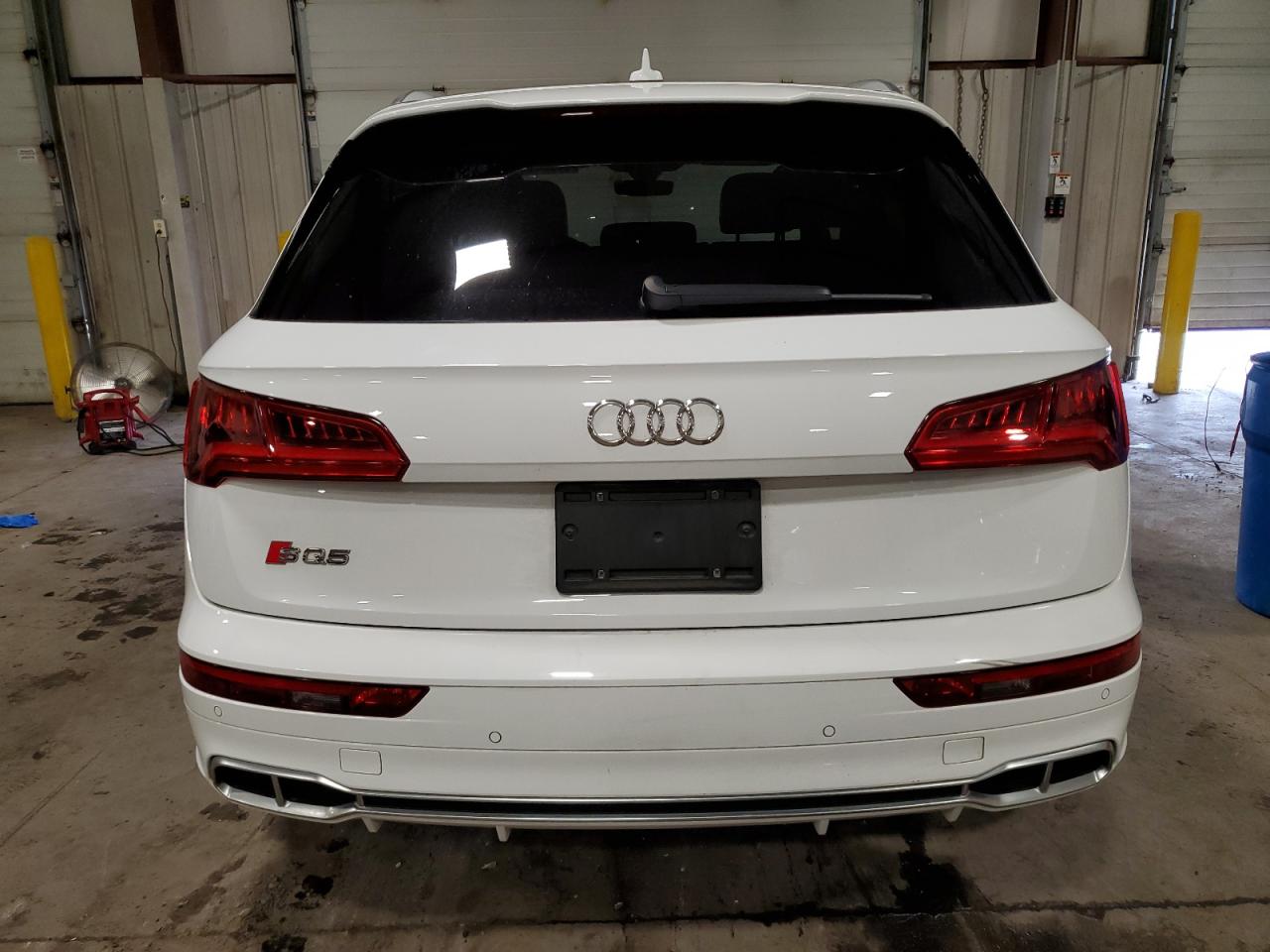 2018 Audi Sq5 Premium Plus VIN: WA1A4AFY2J2225404 Lot: 64101584