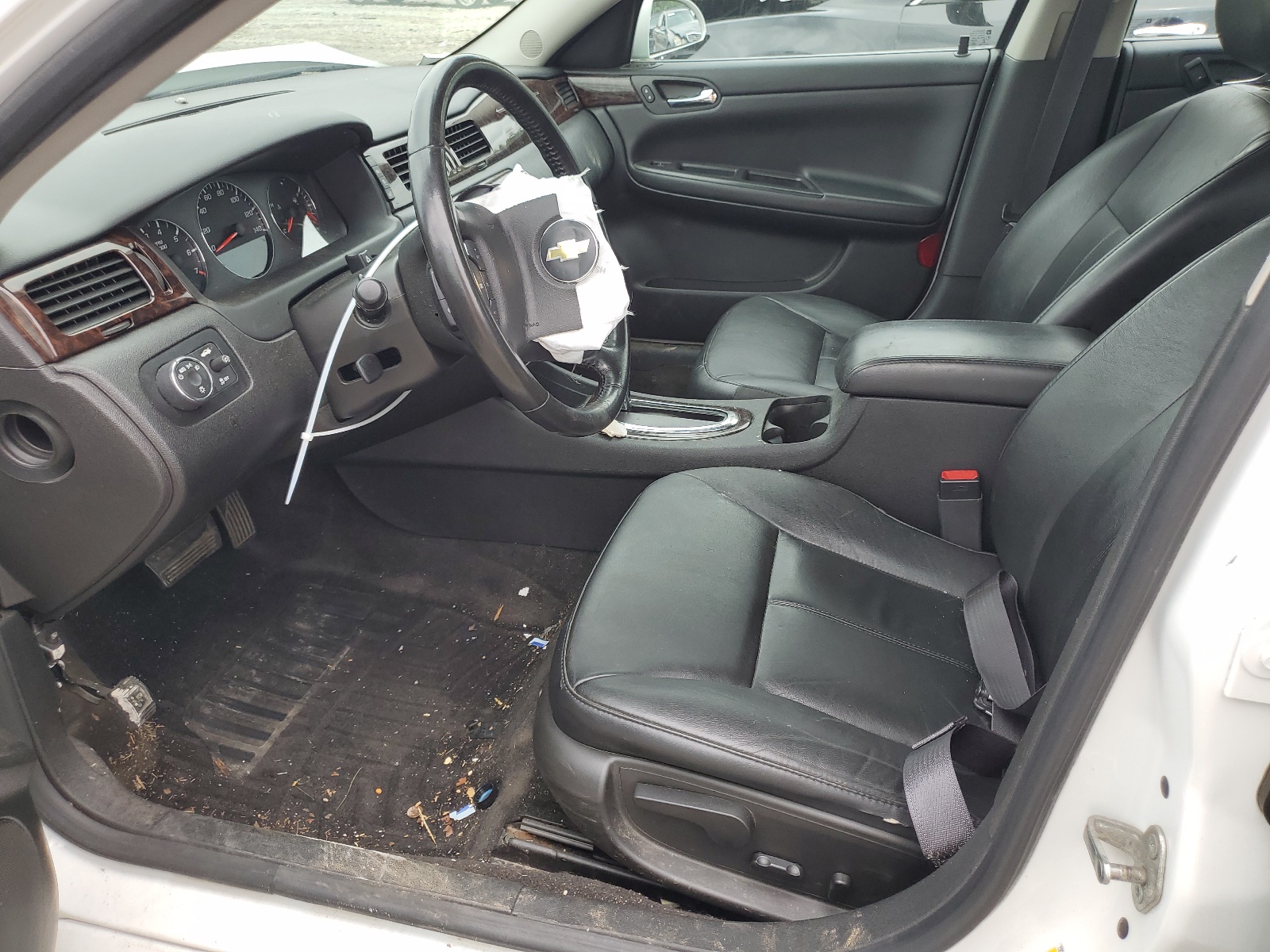 2G1WG5E38D1267072 2013 Chevrolet Impala Lt