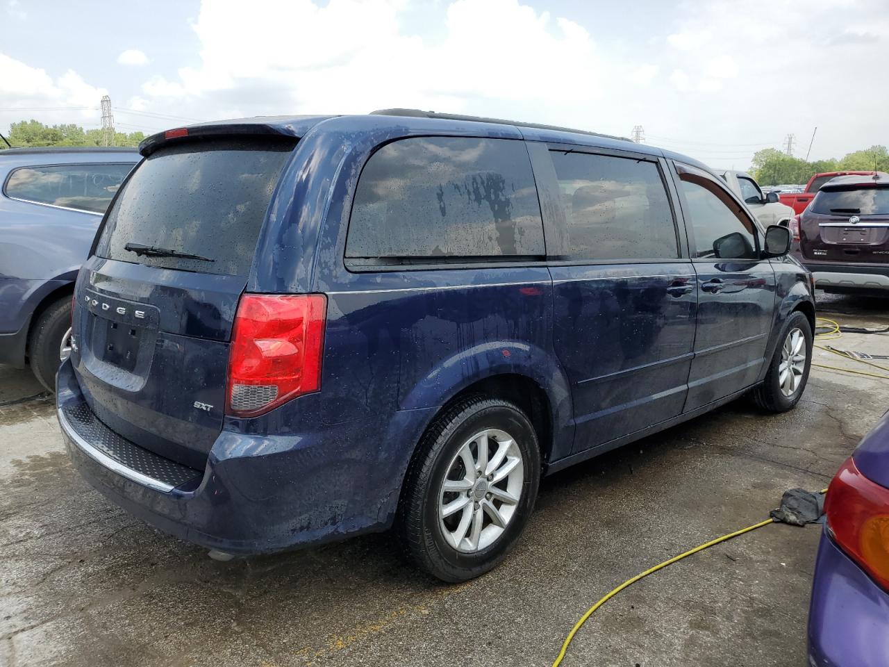 2014 Dodge Caravan - Image 3