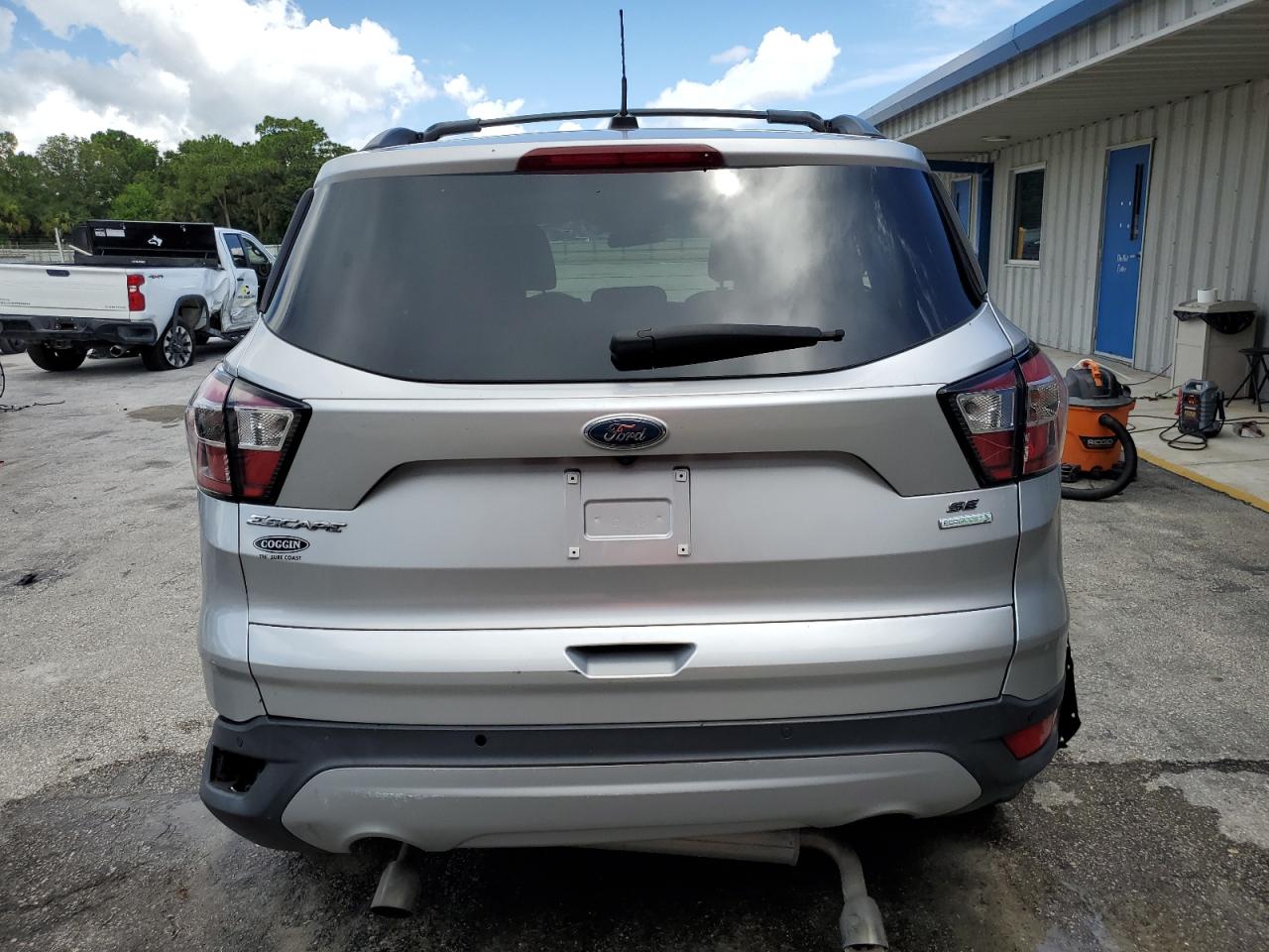 2017 Ford Escape Se VIN: 1FMCU0G97HUB74332 Lot: 64197704