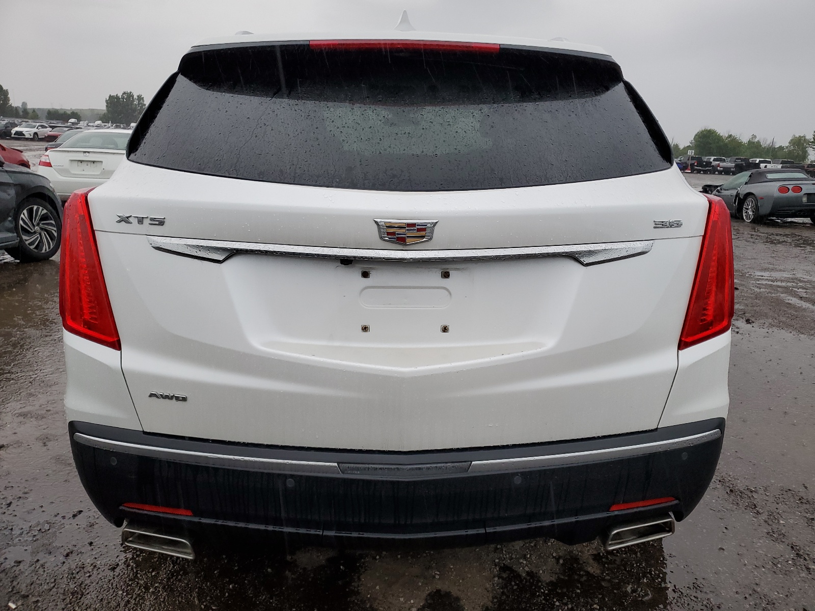 1GYKNDRS7JZ168568 2018 Cadillac Xt5 Luxury