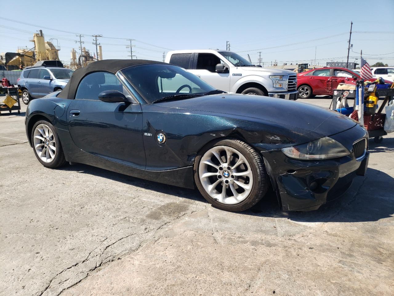 2005 BMW Z4 2.5 VIN: 4USBT335X5LR70043 Lot: 65623764